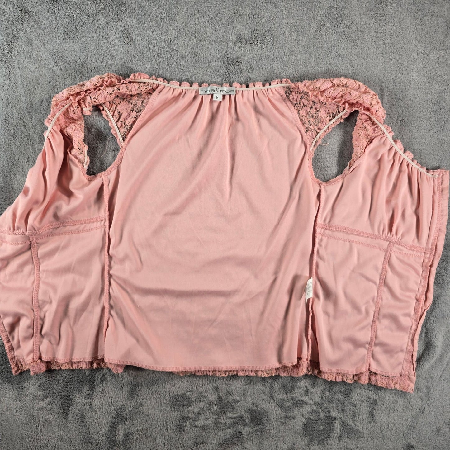 Vintage Y2K Moa Moa Pink Floral Lace Hook Front Stretch Fairy/Coquette Top (M)