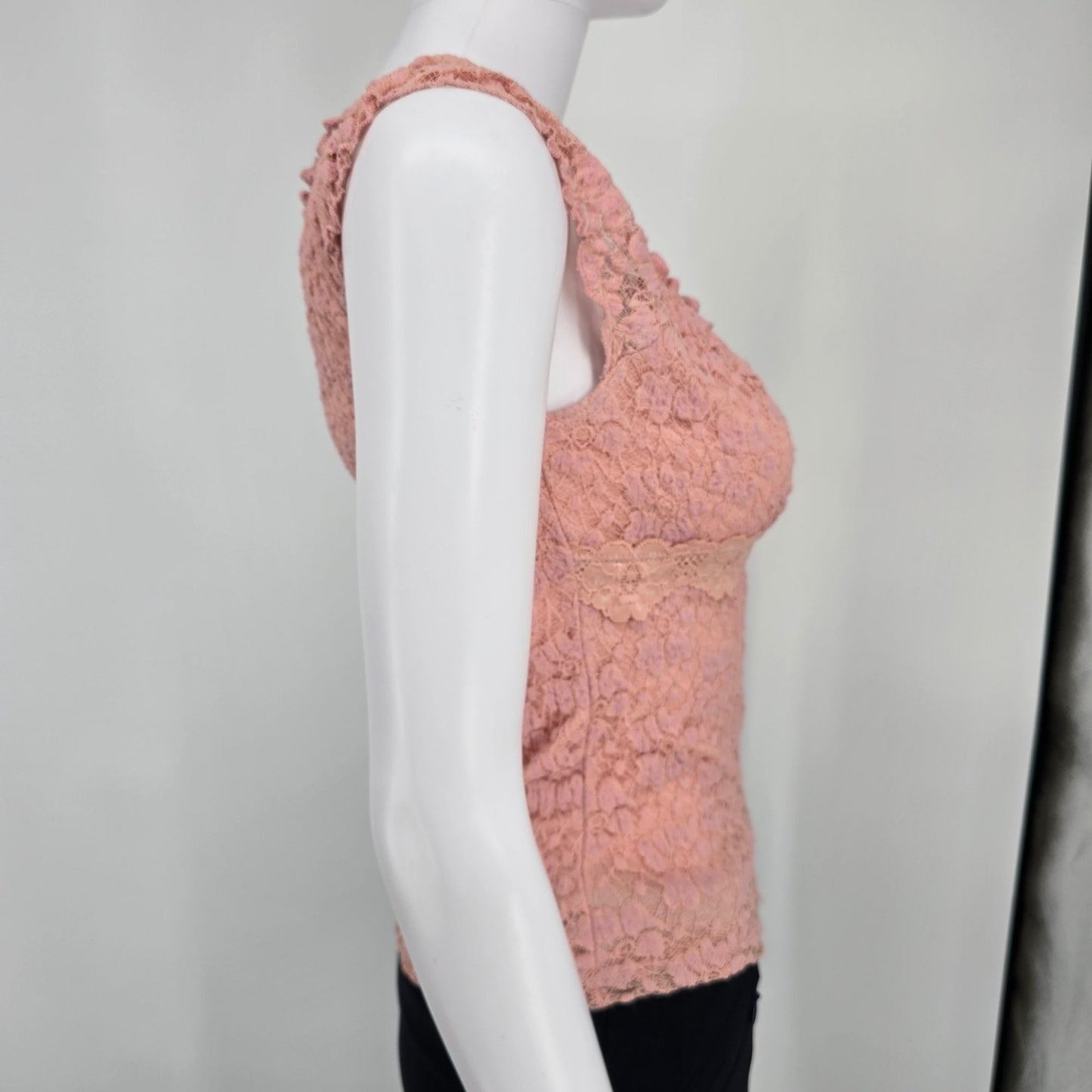 Vintage Y2K Moa Moa Pink Floral Lace Hook Front Stretch Fairy/Coquette Top (M)