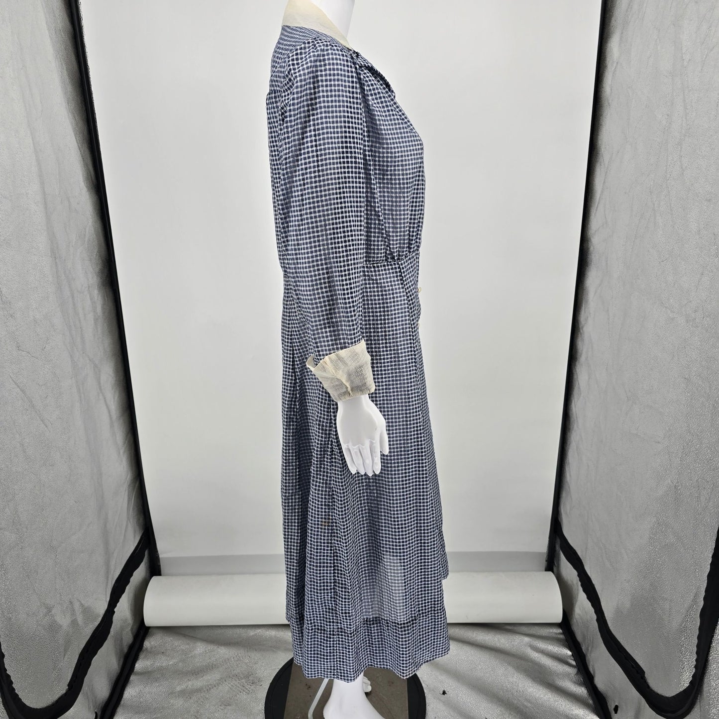 Vintage 1940s Handmade Blue/White Sheer Dobby-Woven Check Pattern Day Dress (L)