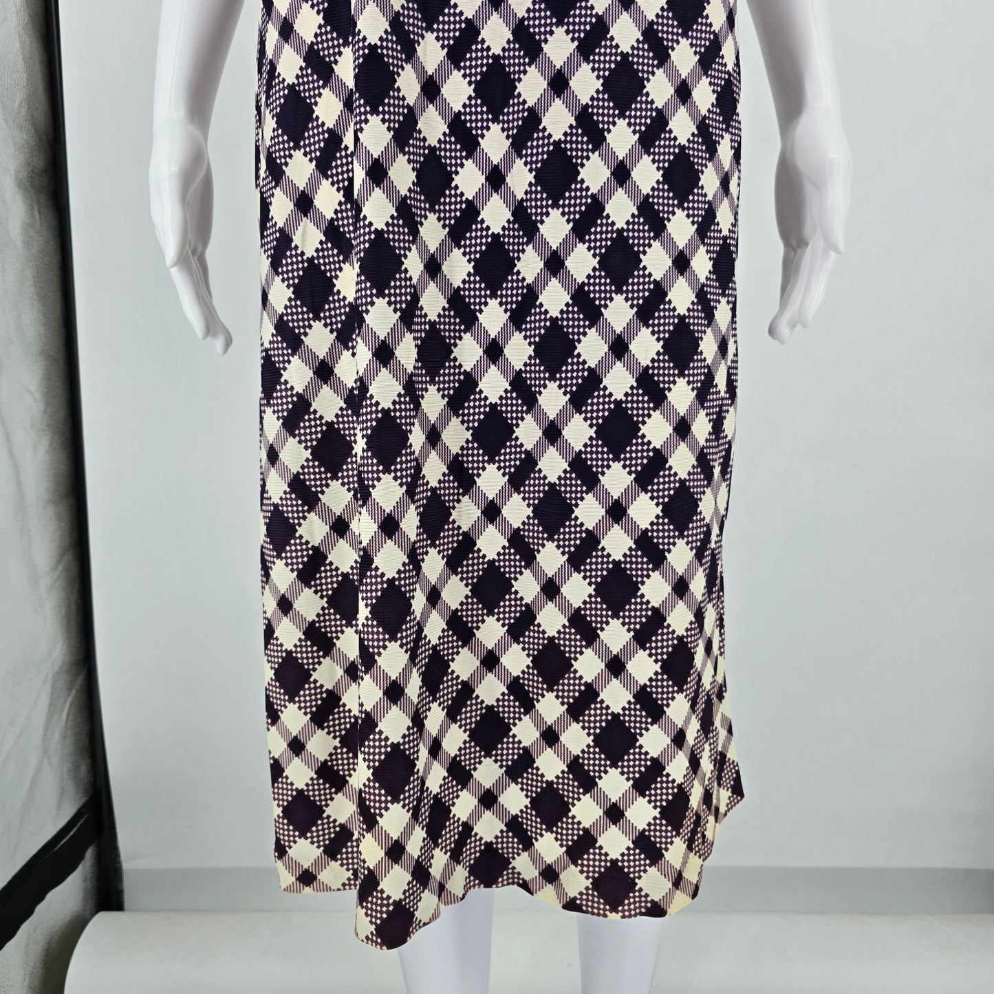 Vintage 1960s Purple/White Diagonal Check Metal Zipper Mod Sheath Dress (M/L)