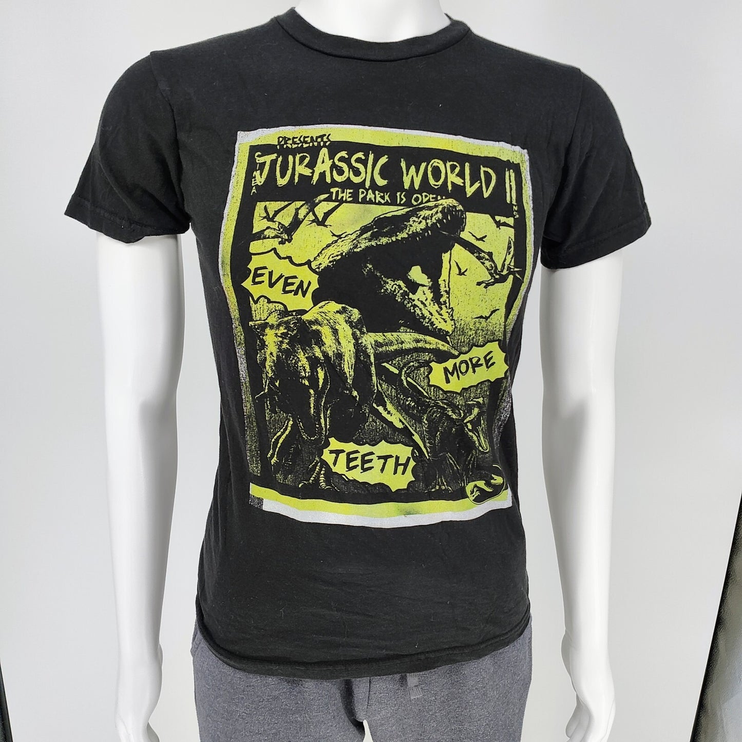 Jurassic World: Fallen Kingdom Even More Teeth Black Graphic T-Shirt (S)