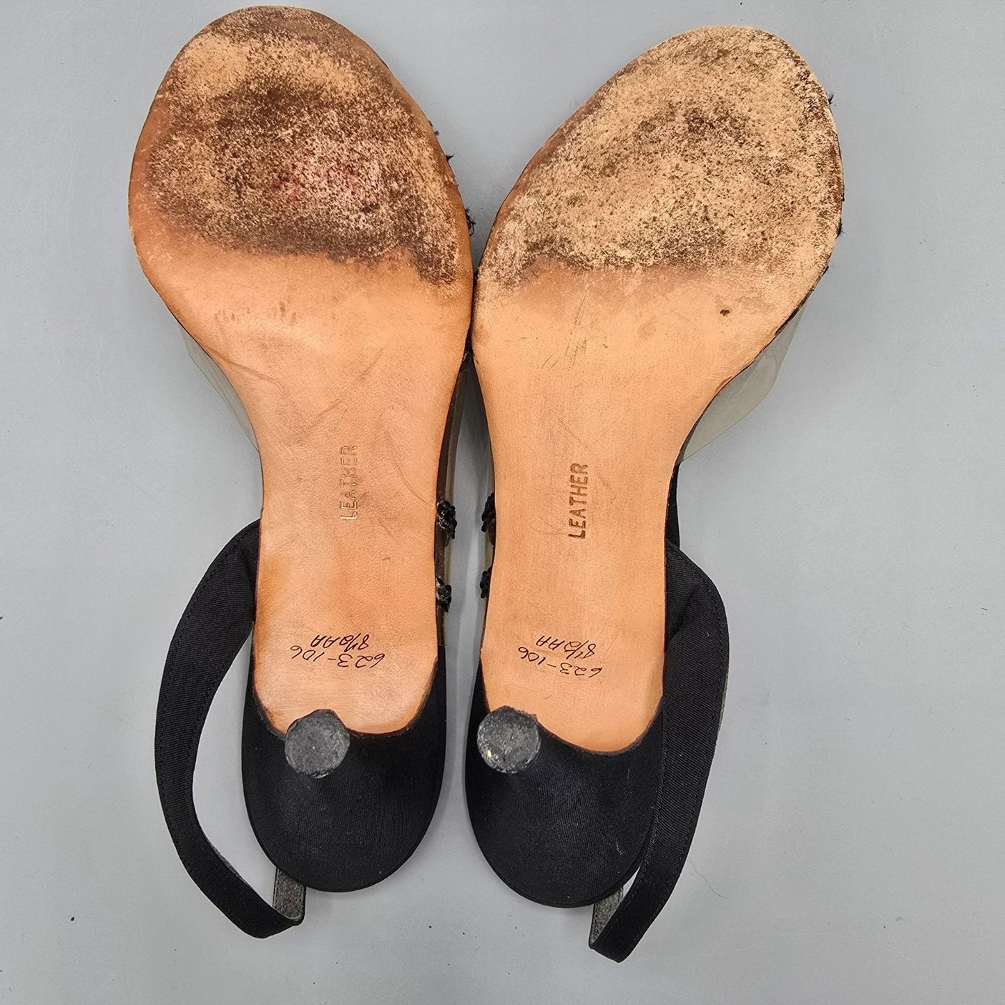 Vintage 1960s John Jerro Clear Vinyl & Black Slingback Stiletto Heels (8.5AA)