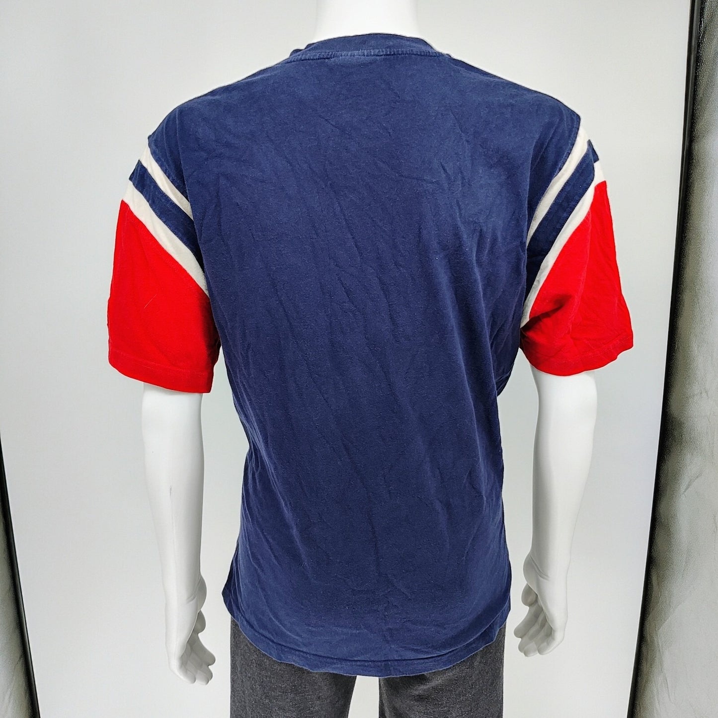 Y2K 2006 NFL VF Imagewear New England Patriots Striped and Embroidered Shirt (L)