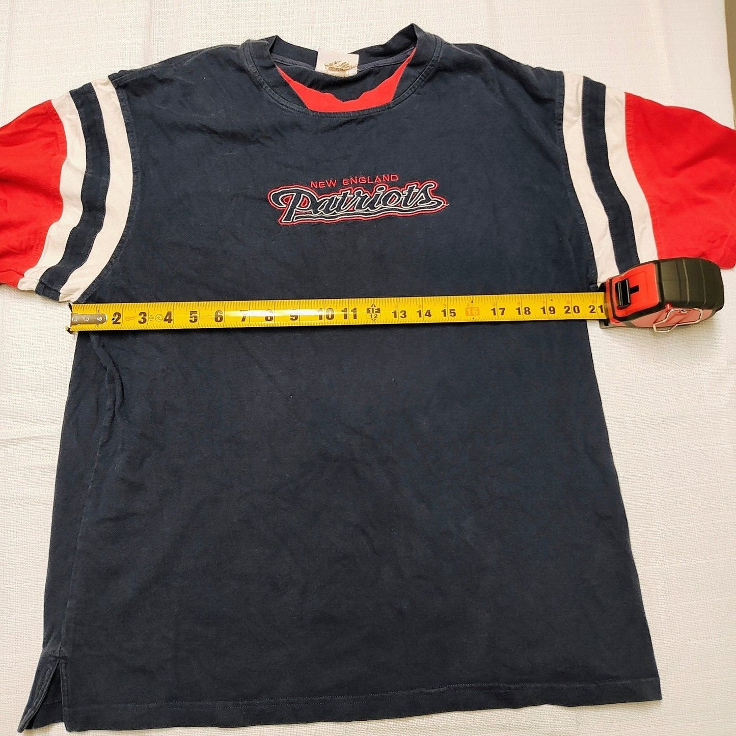Y2K 2006 NFL VF Imagewear New England Patriots Striped and Embroidered Shirt (L)