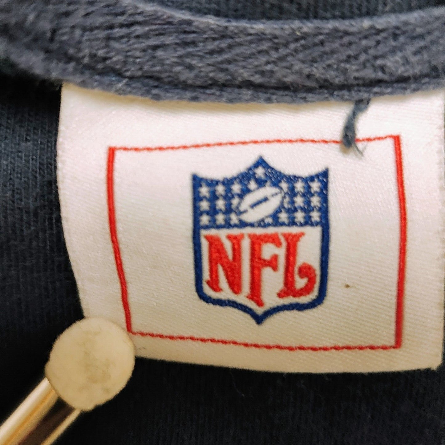 Y2K 2006 NFL VF Imagewear New England Patriots Striped and Embroidered Shirt (L)