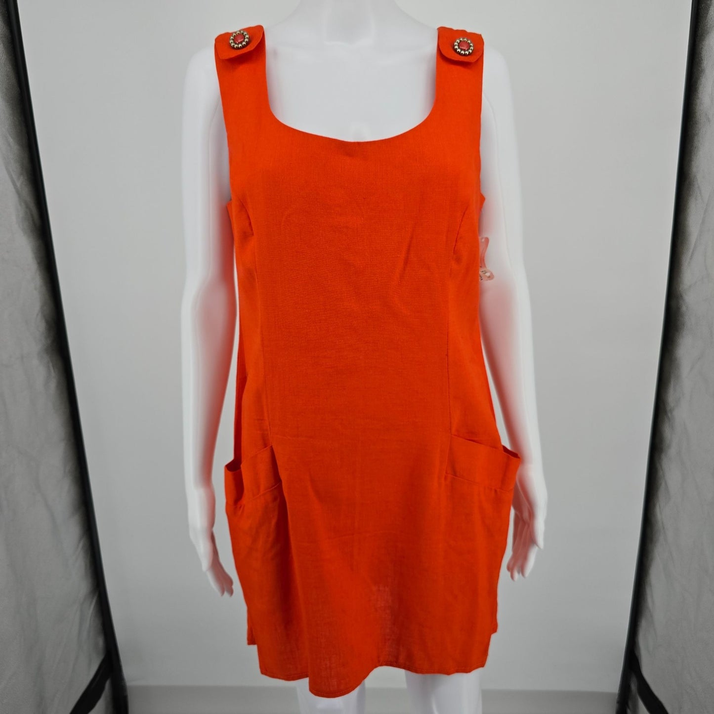 Vintage 1960s Mod Orange Sleeveless Pocketed Jumper-Style Shift Mini Dress (L)