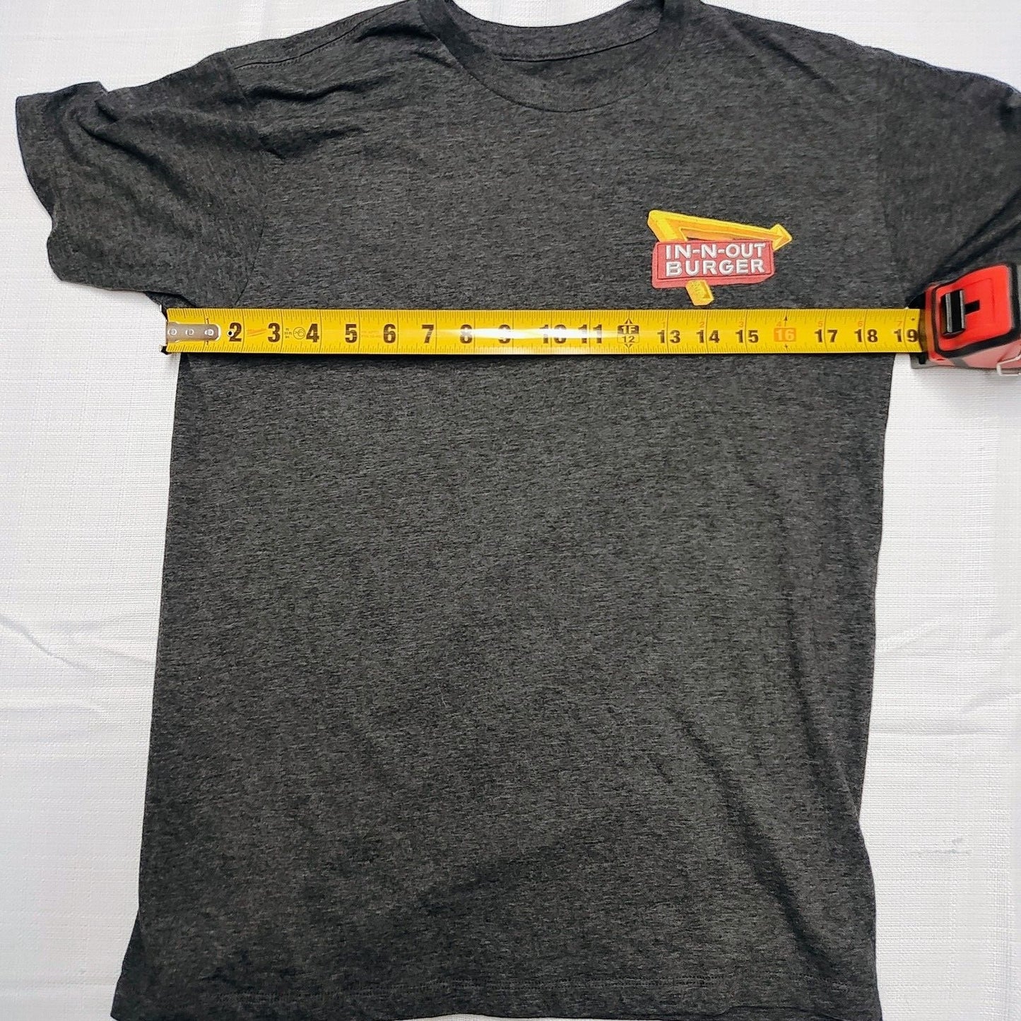 2015 In-N-Out Burger California Sean Ellingson "The Simple Things" T-Shirt (M)
