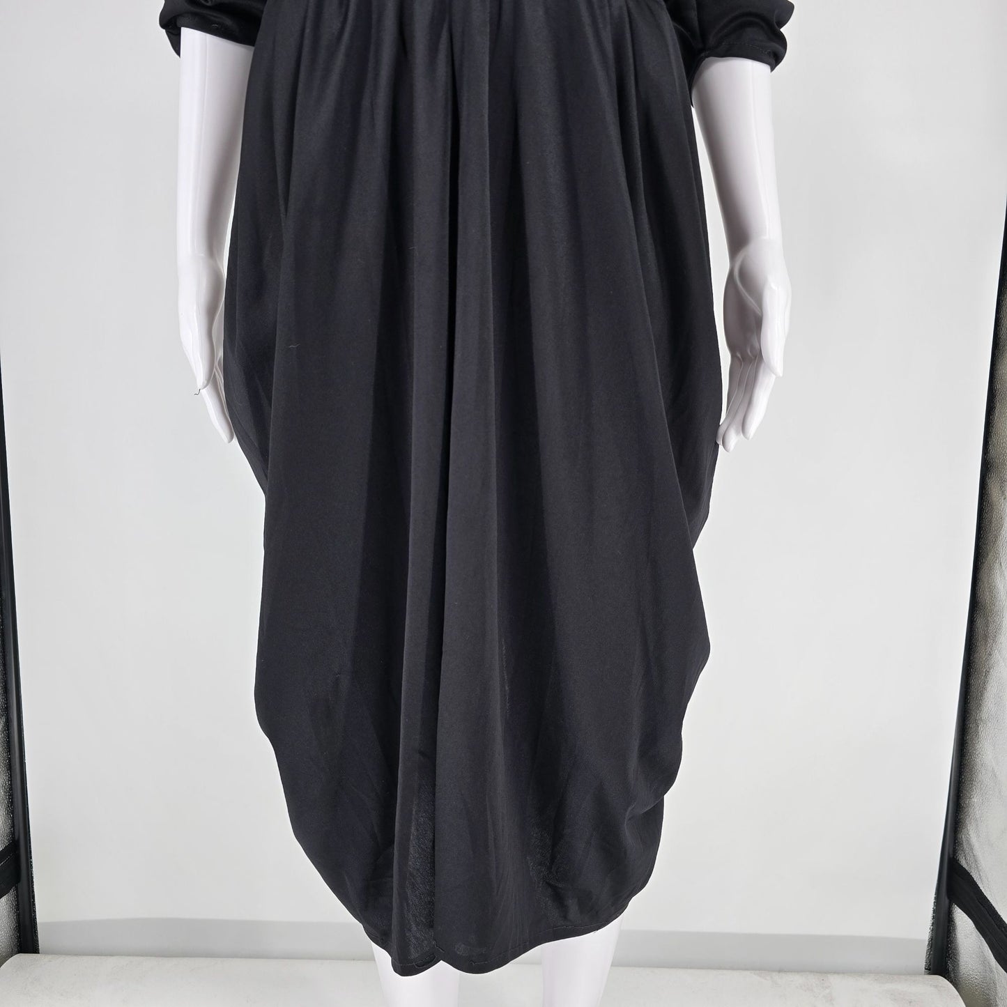Vintage 1980s Black Supplice V-Neck Ruched Sleeve Elastic Waist Midi Dress (L)