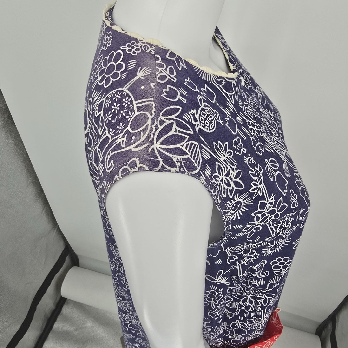 Vintage 1970s Blue/Red Novelty Animal/Floral Print Snap Front Smock Dress (L)