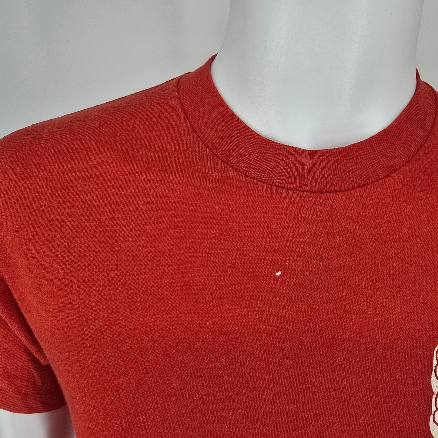 Vintage 1980s Sportswear II Red "Street Scene" Single Stitch T-Shirt (S/M)