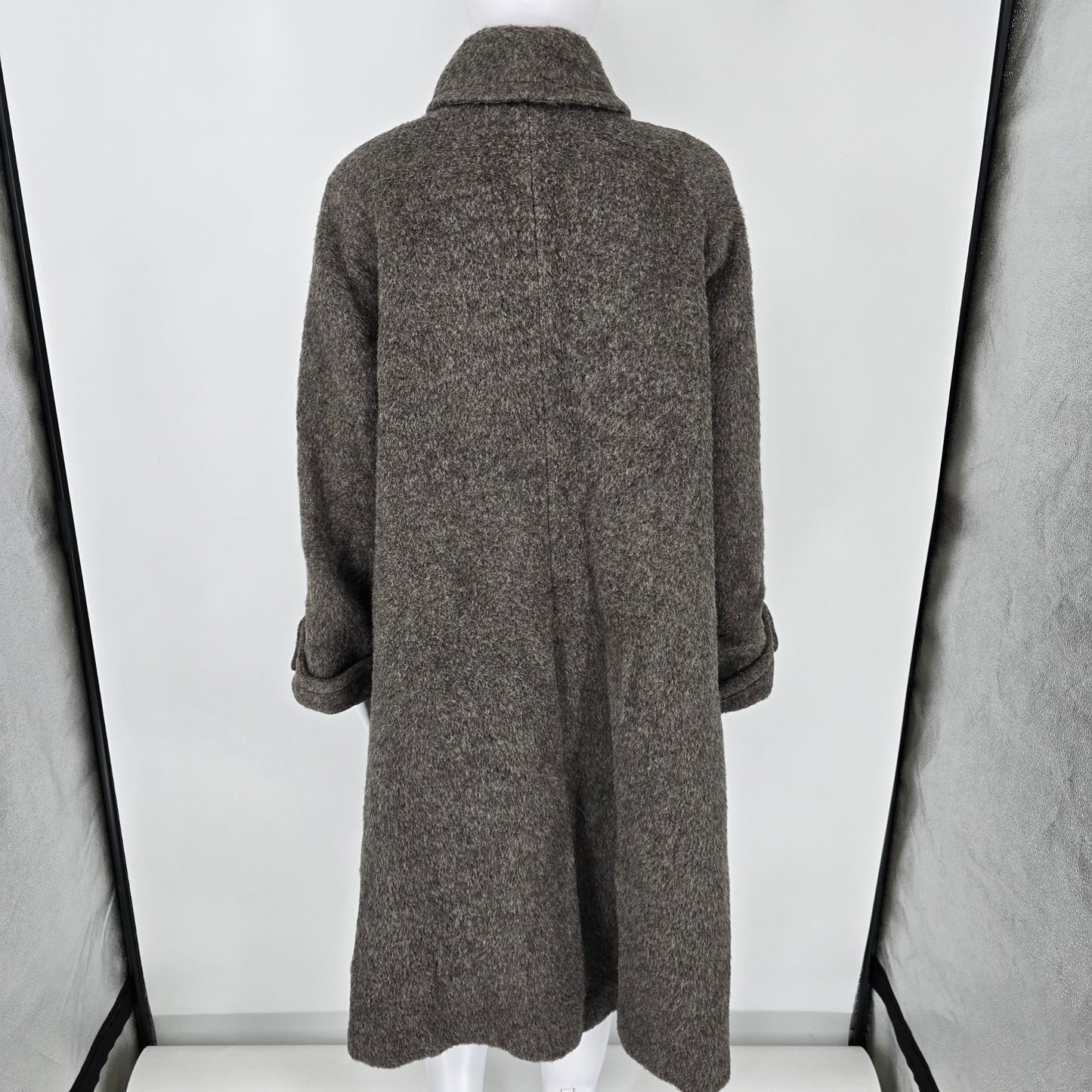 Vintage 1960s Unbranded Women's Gray Shawl Collar Swing/Cocoon Coat (XL)