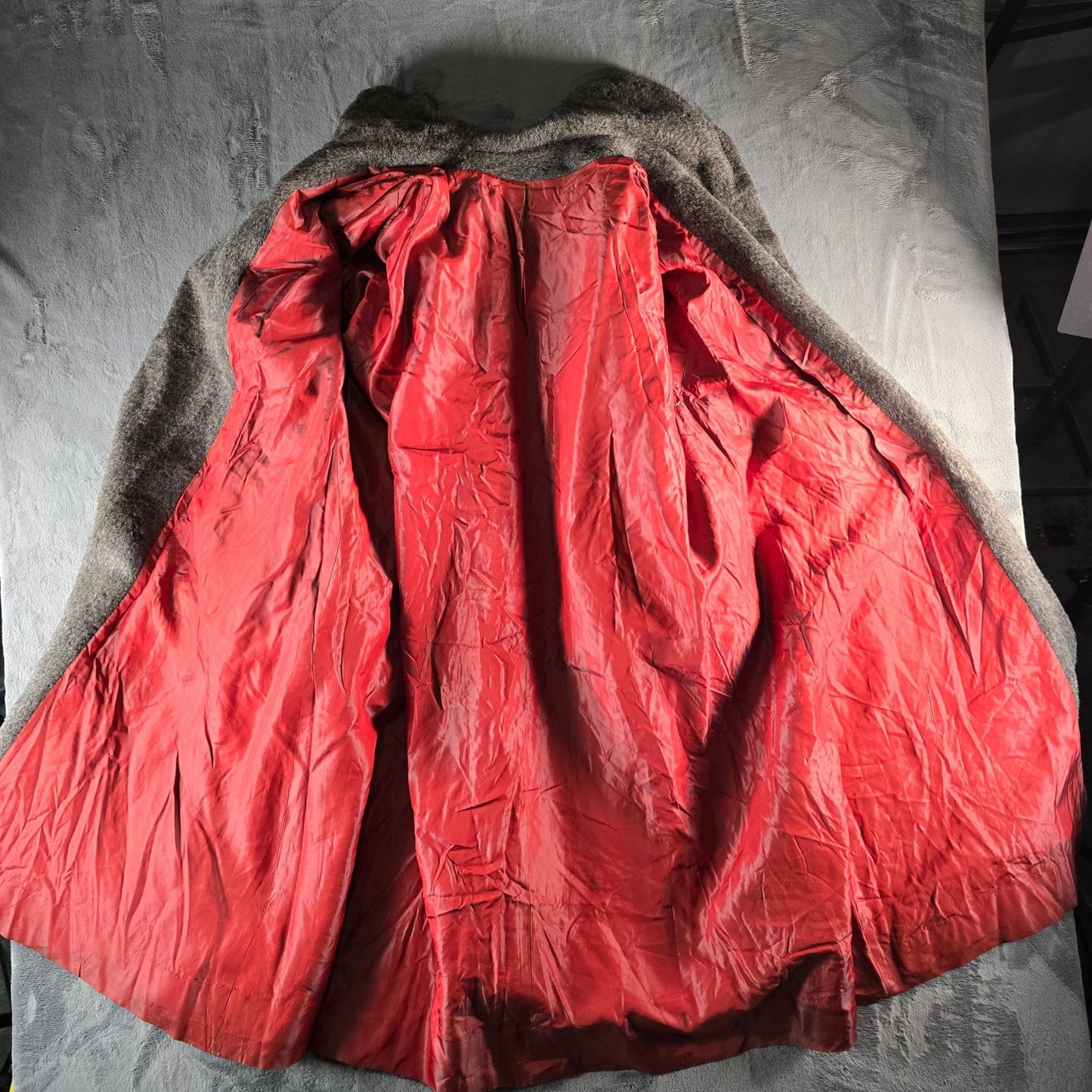 Vintage 1960s Unbranded Women's Gray Shawl Collar Swing/Cocoon Coat (XL)