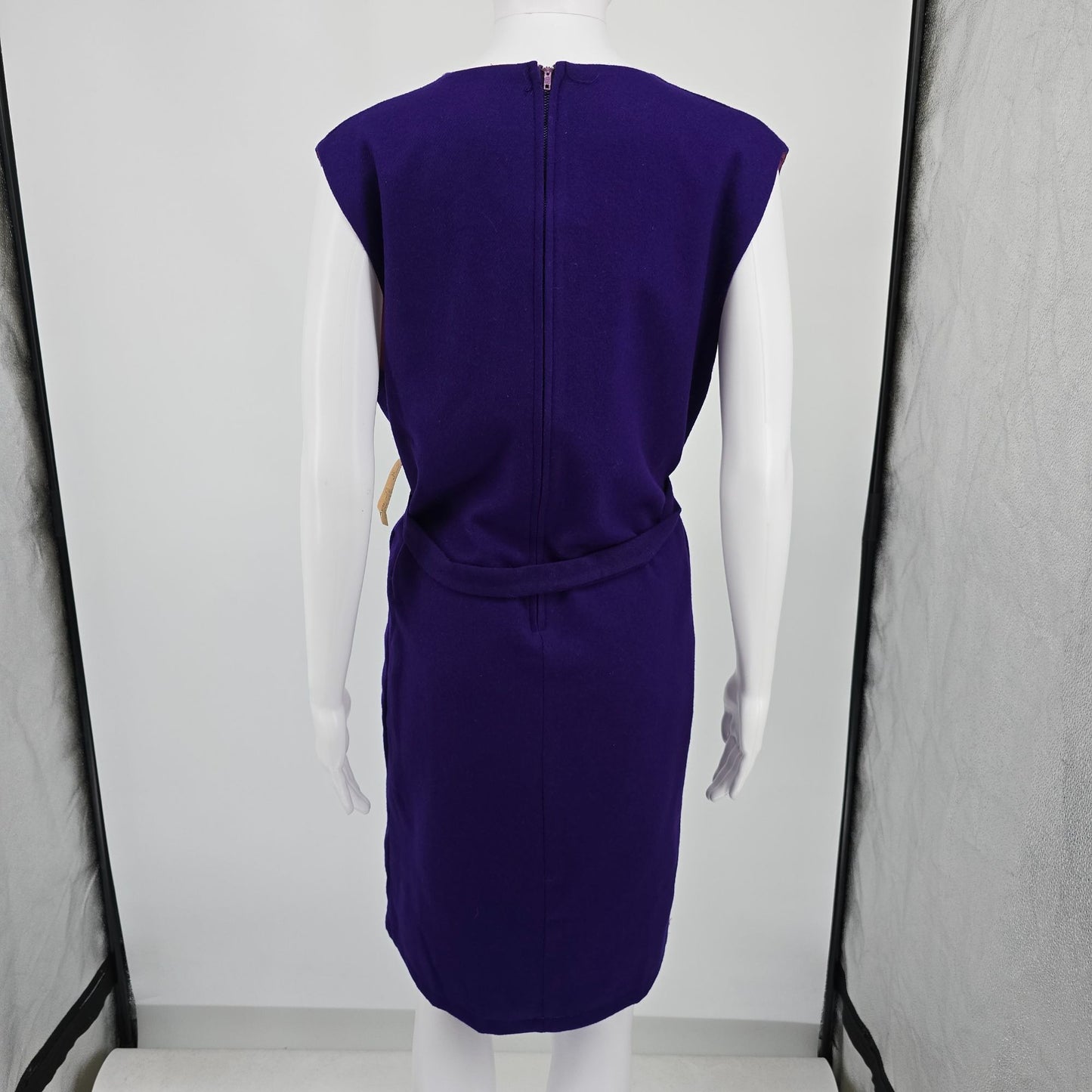 Vintage 1960s Mod Purple V-Neck Belted Sleeveless Sheath Jumper Dress (14/L)