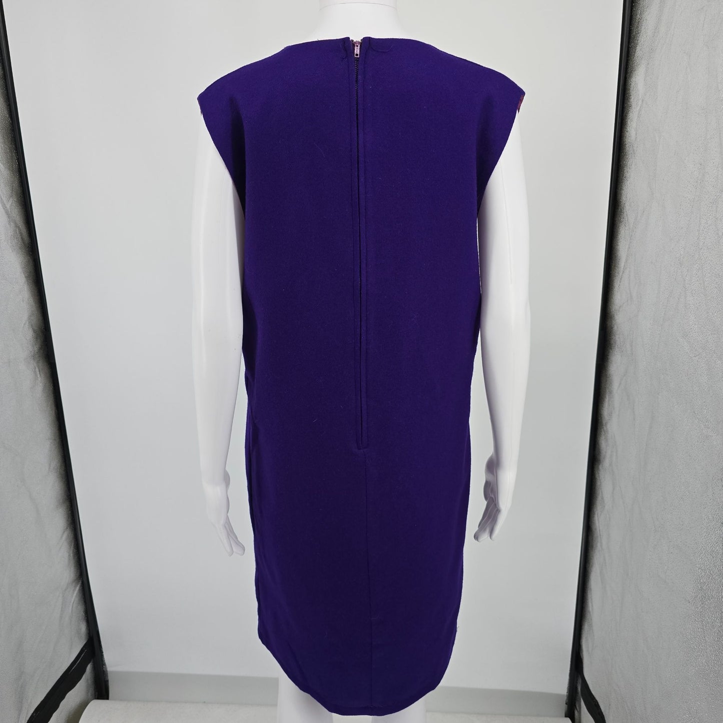 Vintage 1960s Mod Purple V-Neck Belted Sleeveless Sheath Jumper Dress (14/L)