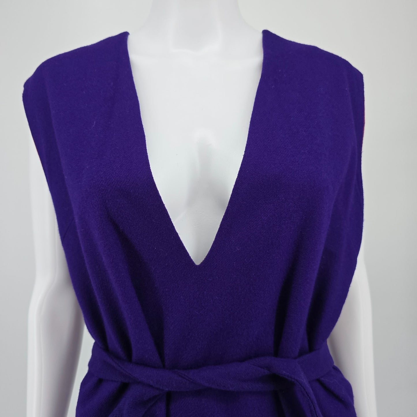Vintage 1960s Mod Purple V-Neck Belted Sleeveless Sheath Jumper Dress (14/L)