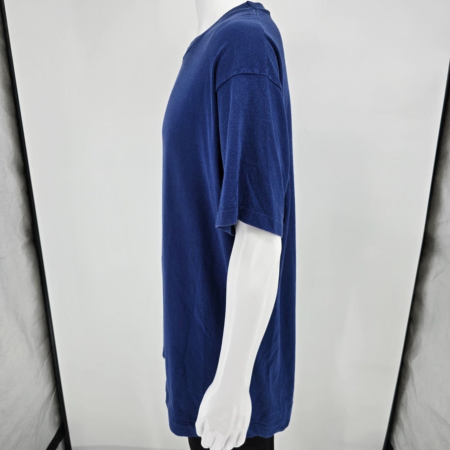 Vintage 1990s BVD Premium Series Blank Blue Single Stitch T-Shirt (XL)