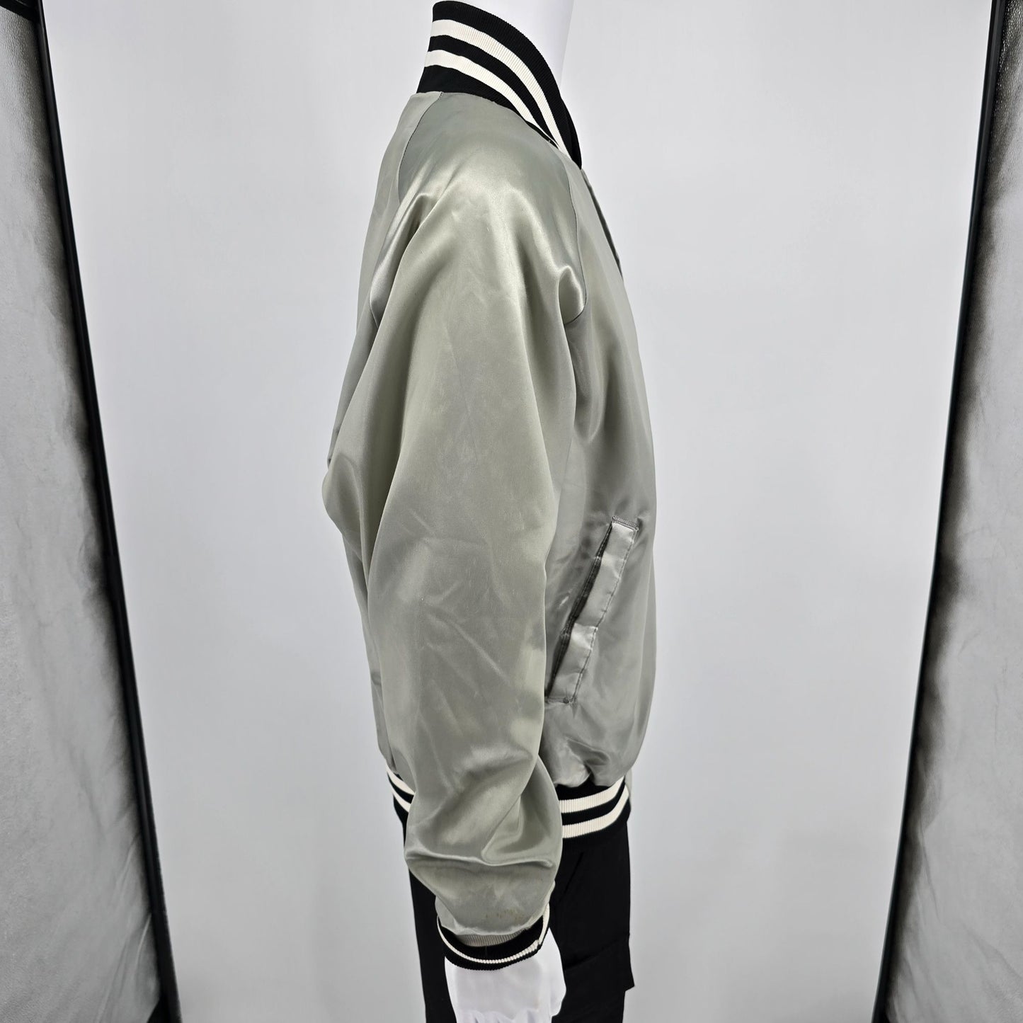 Vintage 1980s Artex Coors Light Silver Bullet Nylon Satin Bomber Jacket (XL)