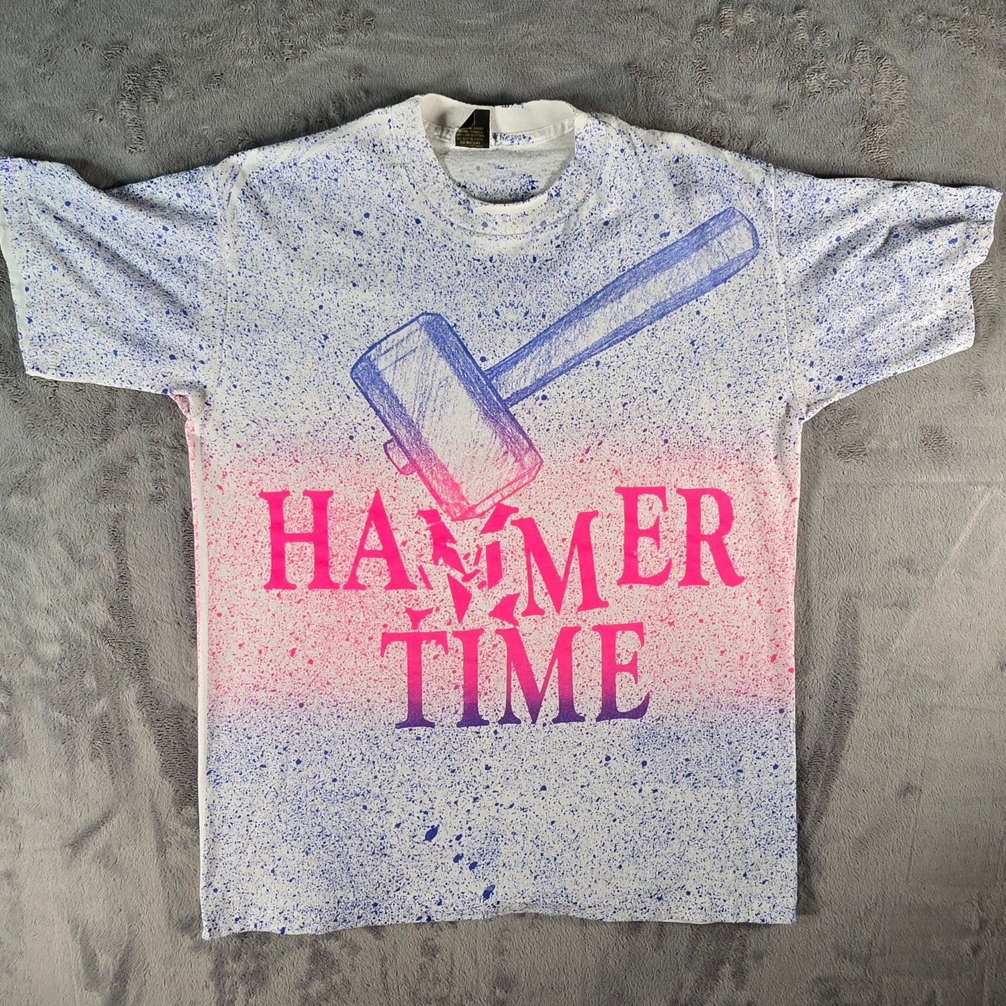 Vintage 1990s Center Star Hammer Time All Over Print AOP Graphic T Shirt (M/L)