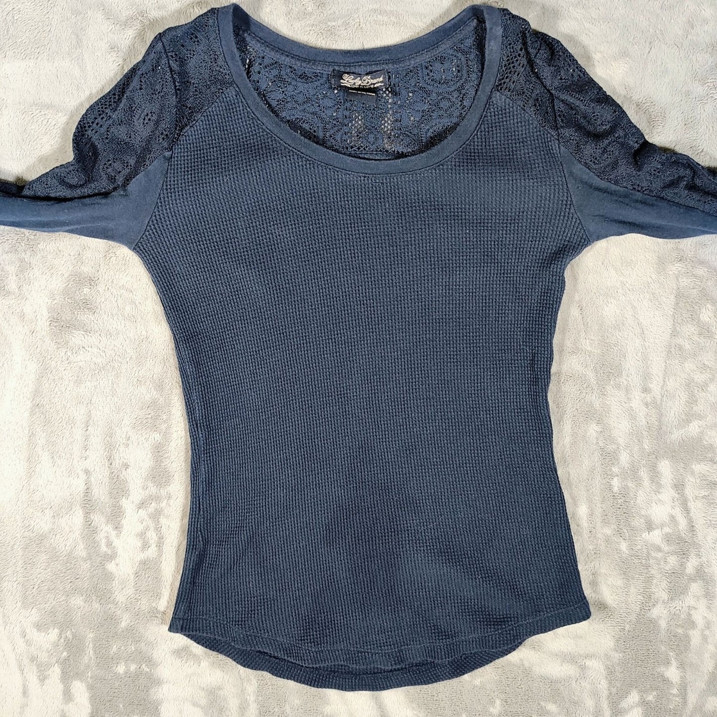 Lucky Brand Live in Love Blue Womens Lace Sleeve Thermal Top (S) *Flawed*