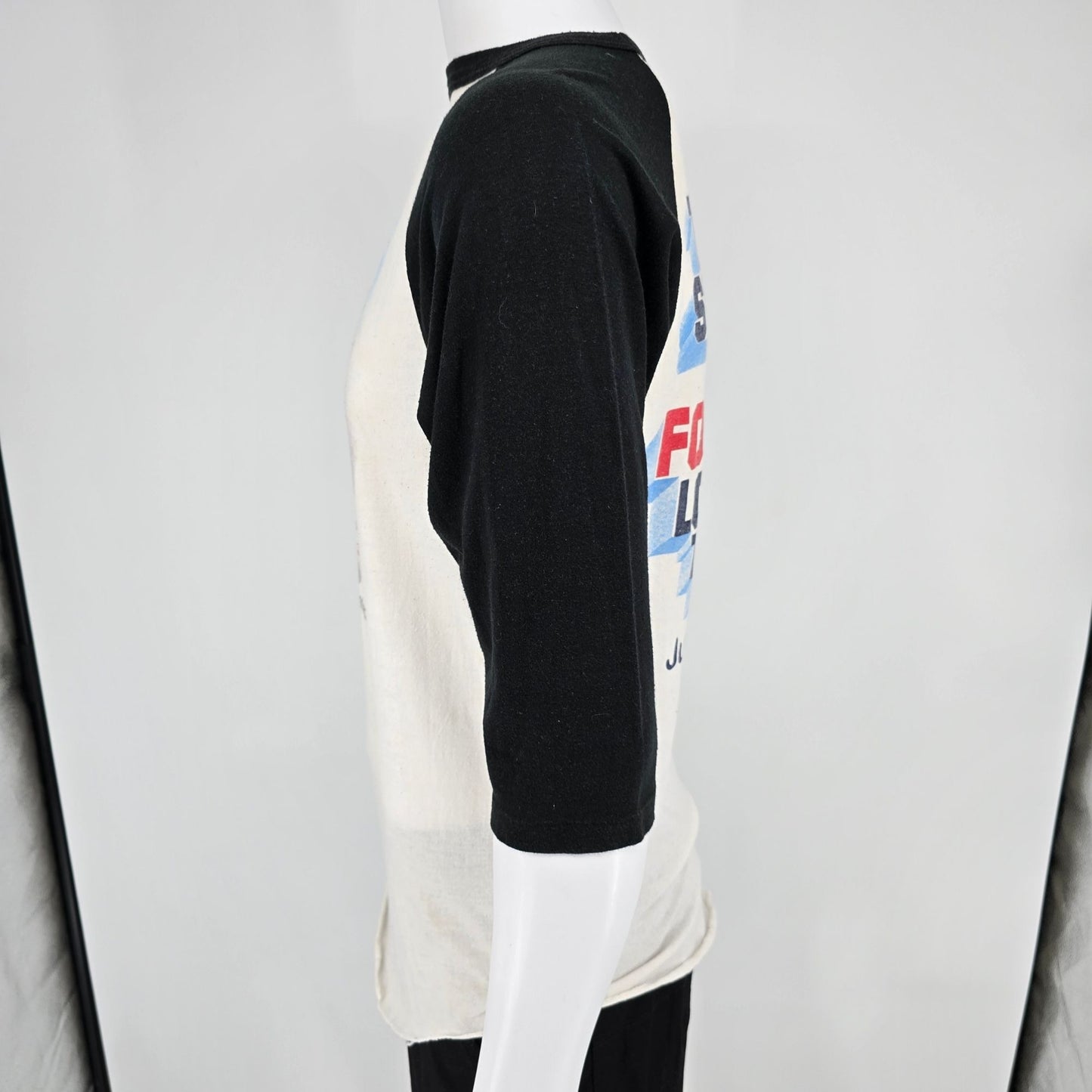 Vintage 1982 Toledo Speedway Jam Foreigner/Loverboy Raglan Concert T-Shirt (S)