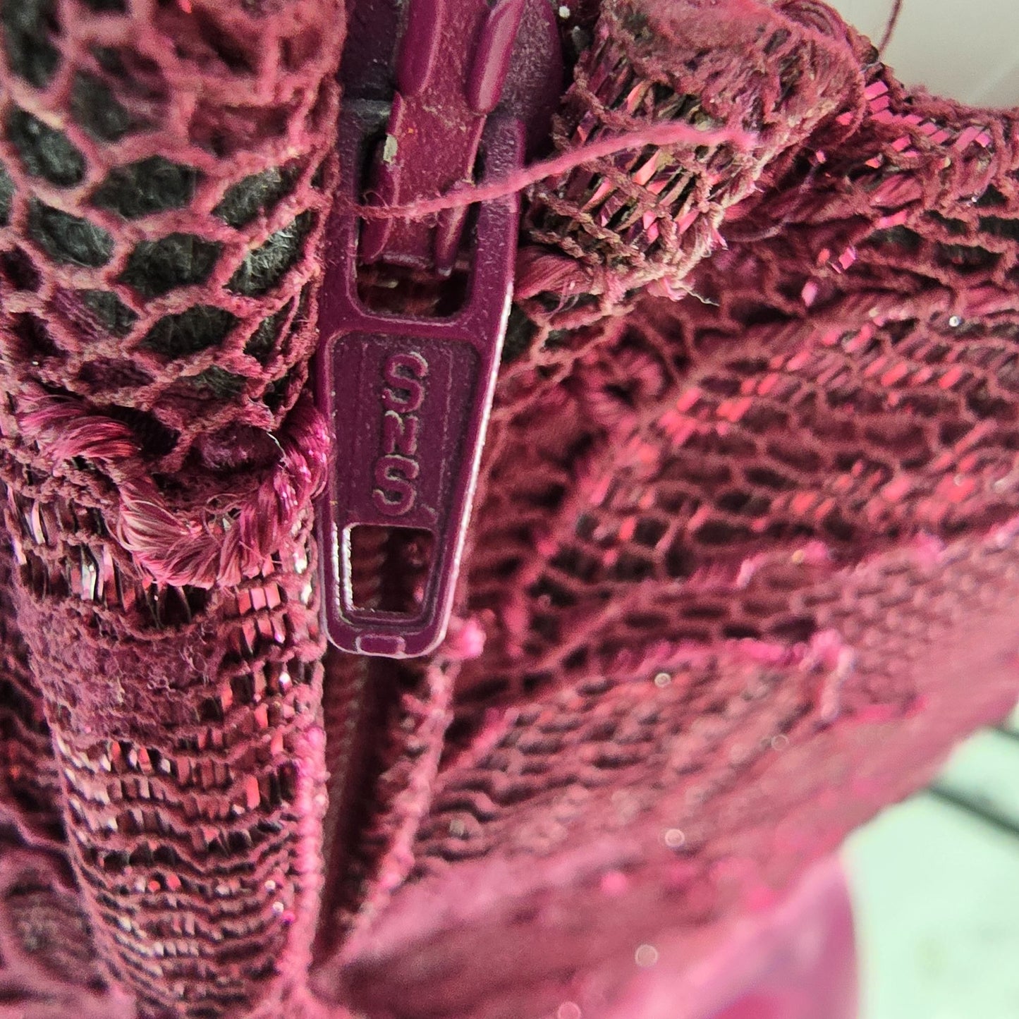 Vintage 1990s/Y2K 5-7-9 Burgundy Satin Party Dress w/ Chiffon Wrap (Junior's XS)