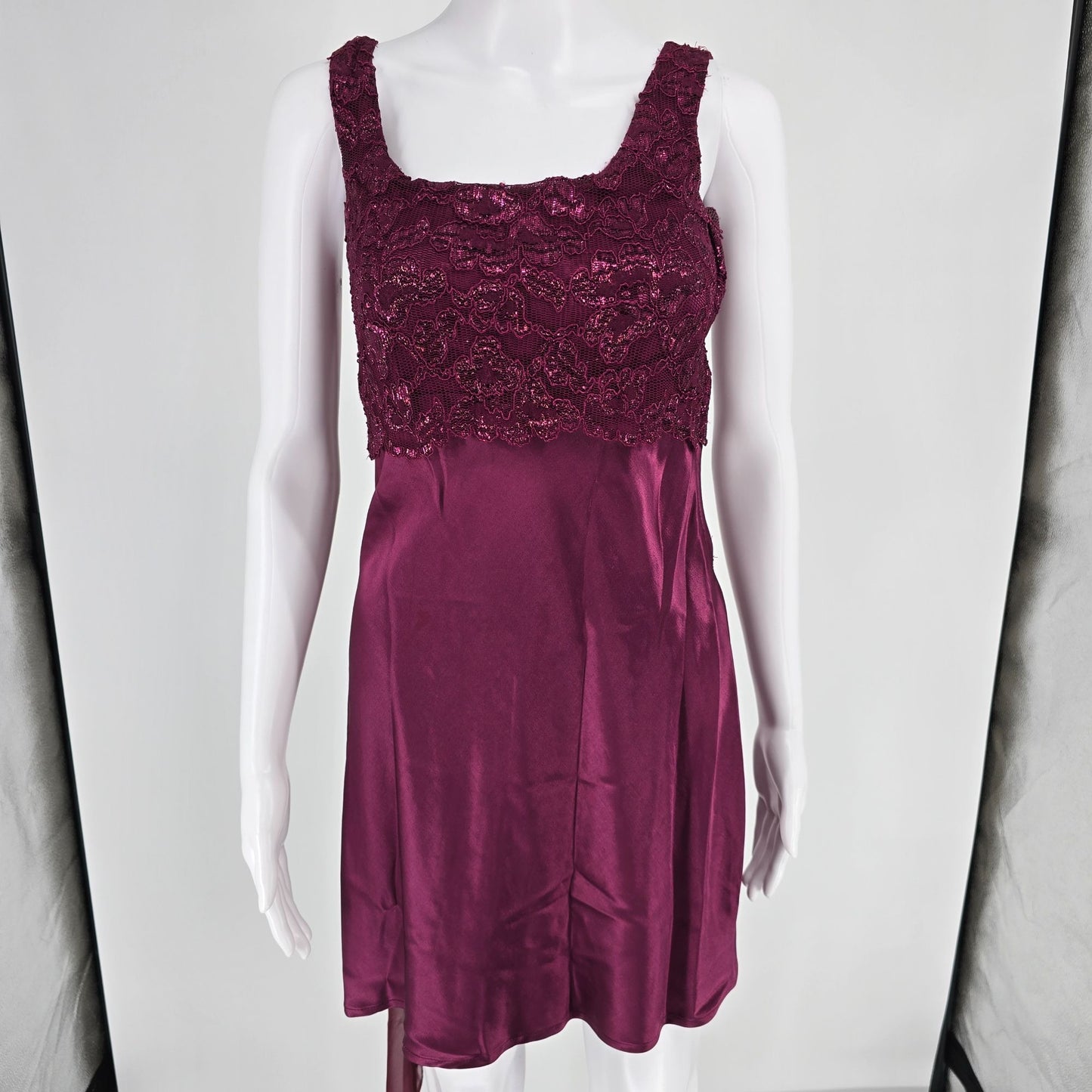 Vintage 1990s/Y2K 5-7-9 Burgundy Satin Party Dress w/ Chiffon Wrap (Junior's XS)
