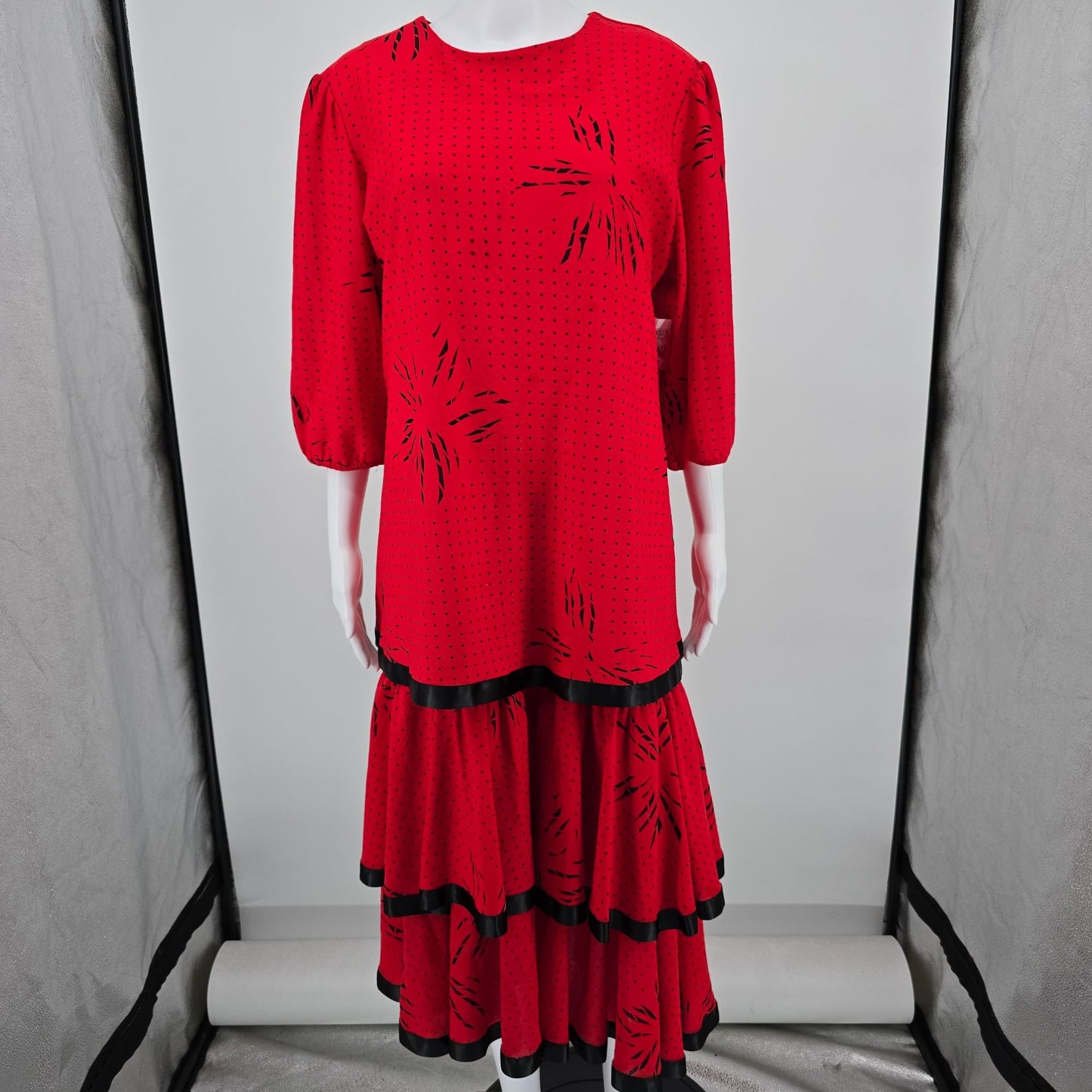 Vintage 1980s Orweco Red/Black Two-Piece Tiered Ruffle Tunic Dress Set (XL)