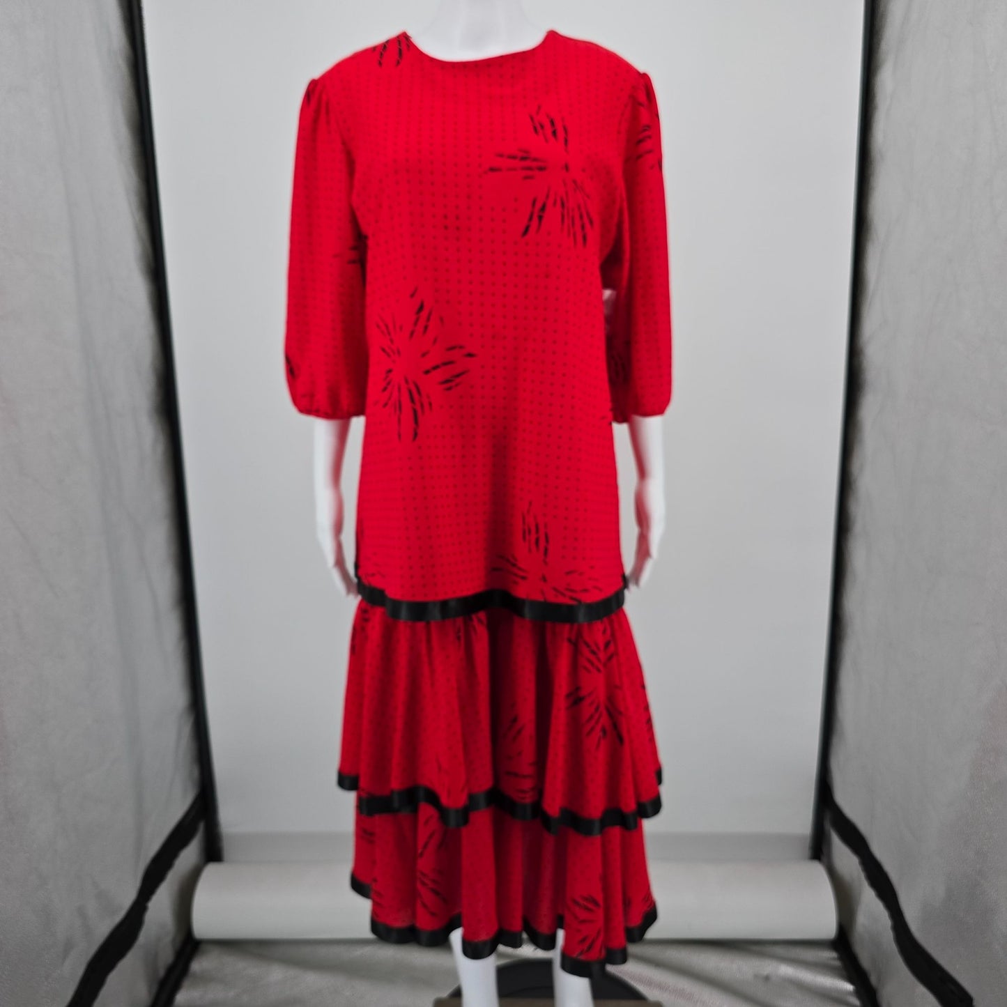 Vintage 1980s Orweco Red/Black Two-Piece Tiered Ruffle Tunic Dress Set (XL)