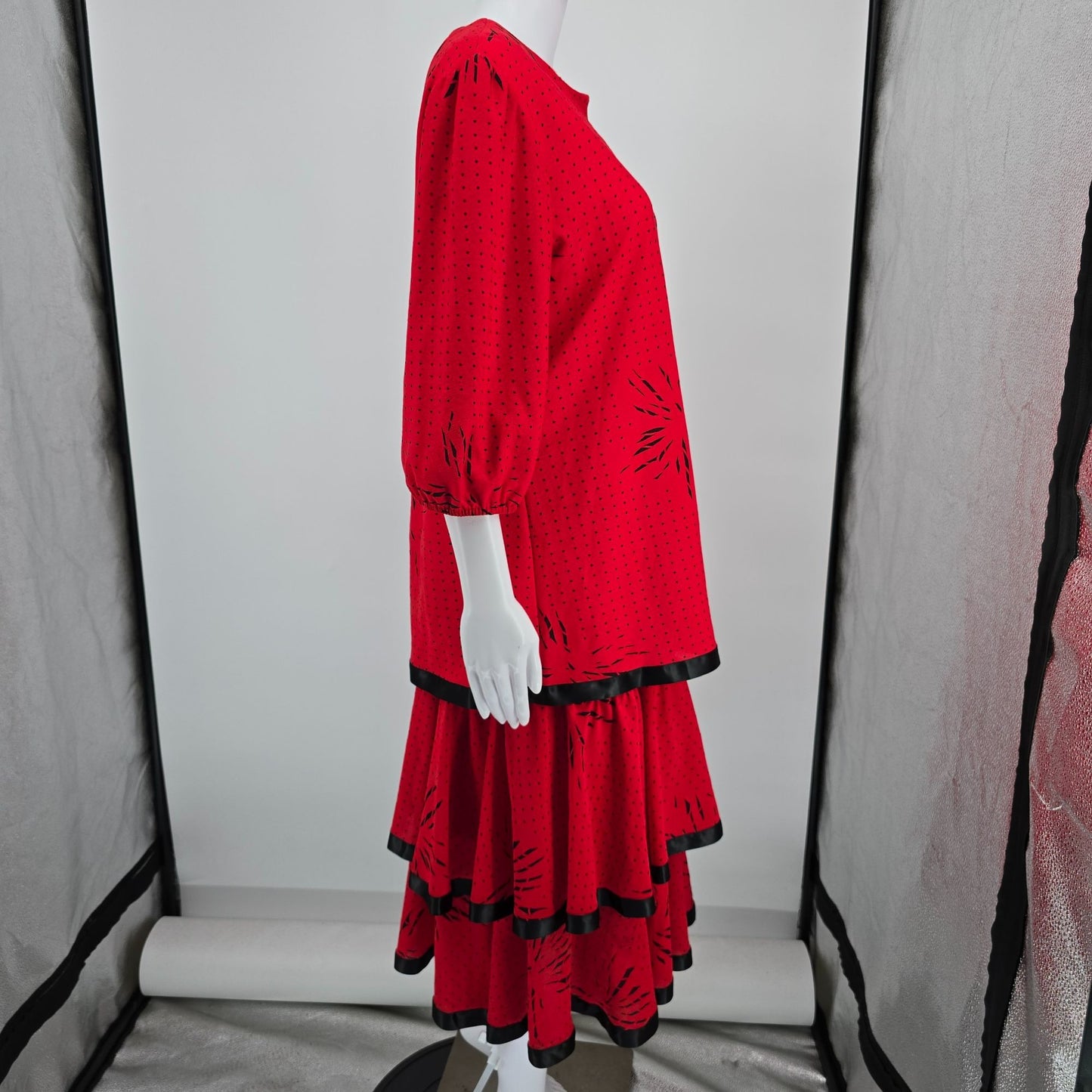 Vintage 1980s Orweco Red/Black Two-Piece Tiered Ruffle Tunic Dress Set (XL)
