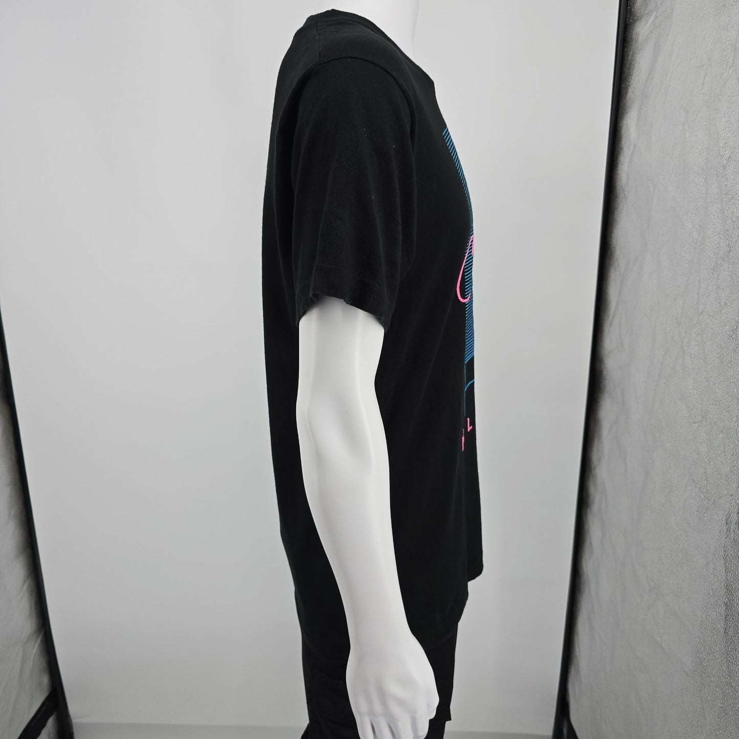 Vintage 1990s Chicago Sears Tower Neon Vaporwave Tourist/Souvenir T-Shirt (M)