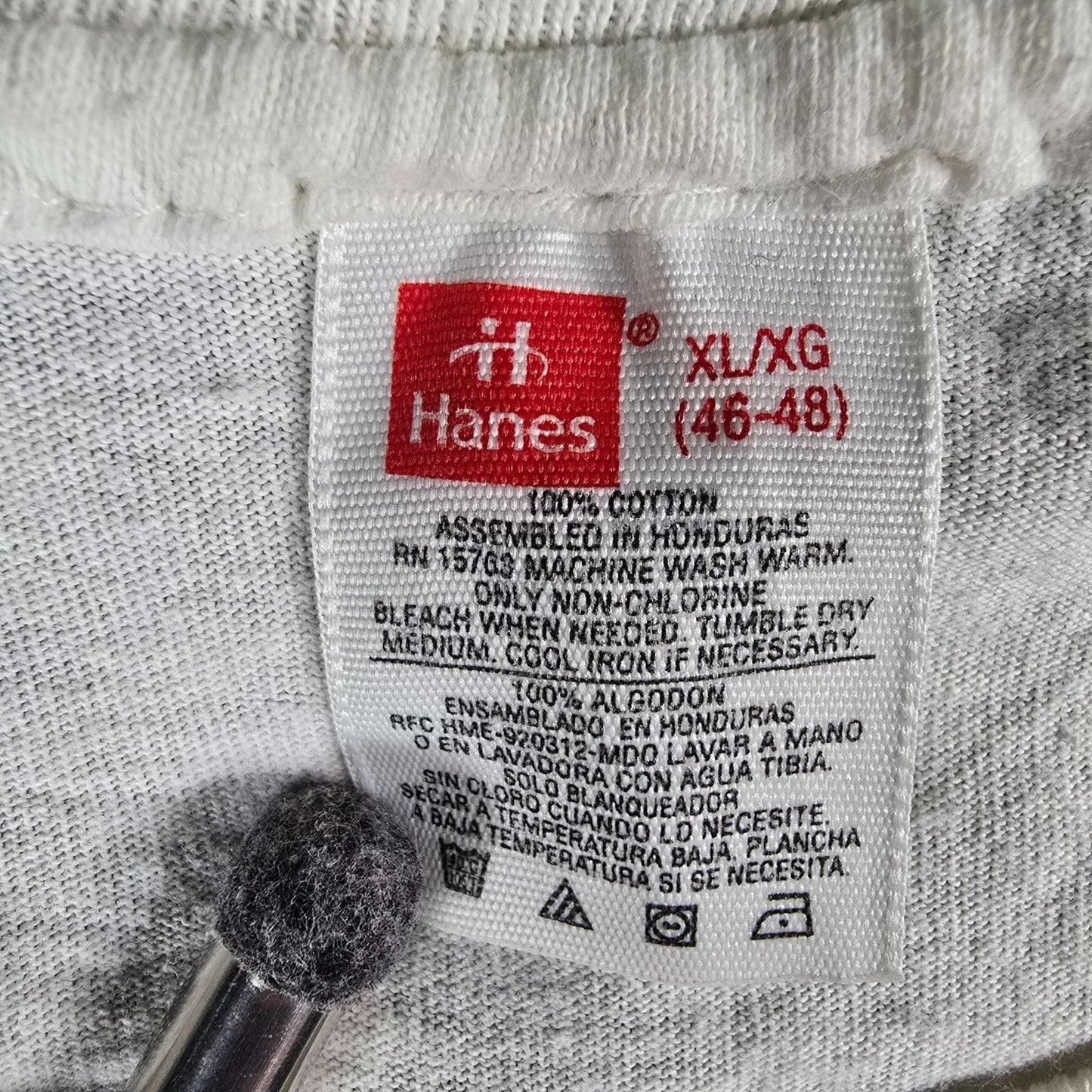 Vintage 1990s Hanes Blank White Single Stitch Crew Neck Cotton T-Shirt (M/L)