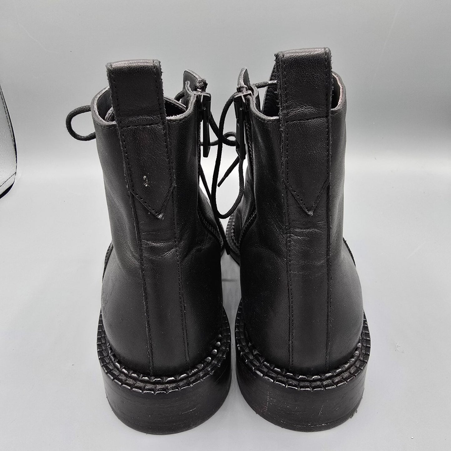 Vince Women's Made in Italy Cabria Black Leather Lace-Up Ankle Boots (US 6M)