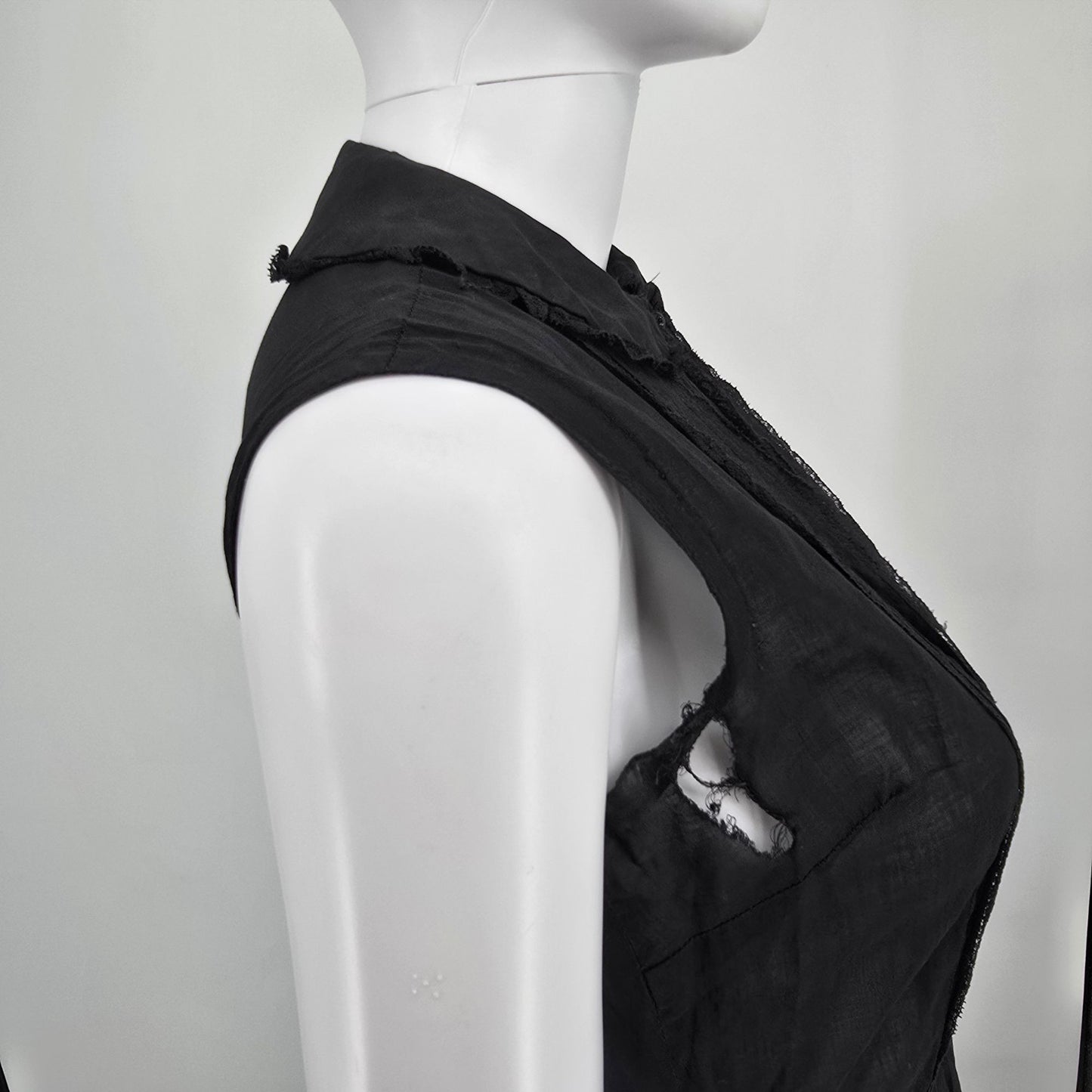 Vintage 1950s Gilden Juniors Black Sleeveless Fit and Flare Day Dress (XS) *Fair