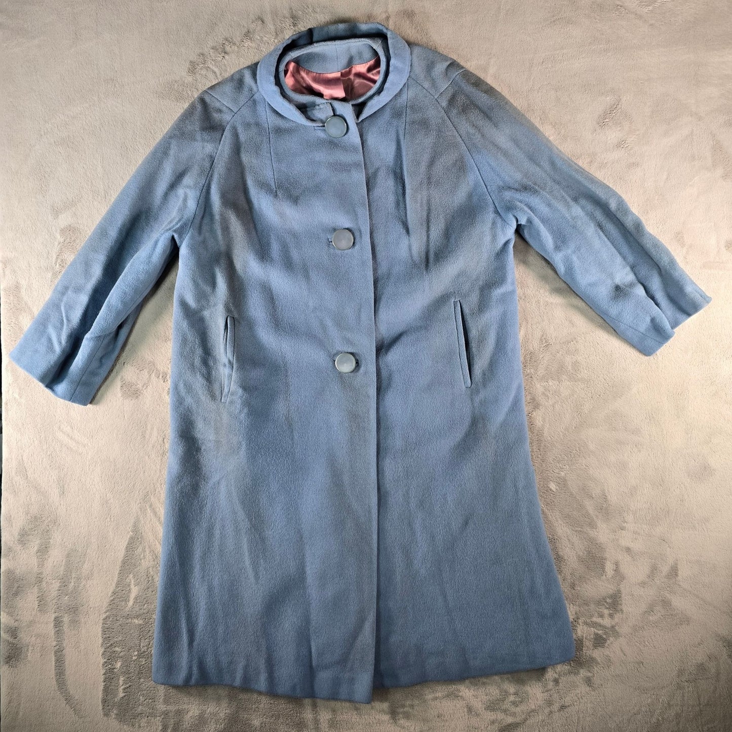 Distressed 1960s Unbranded Women's Mod Cashmere Wool Button Front Coat (Large)