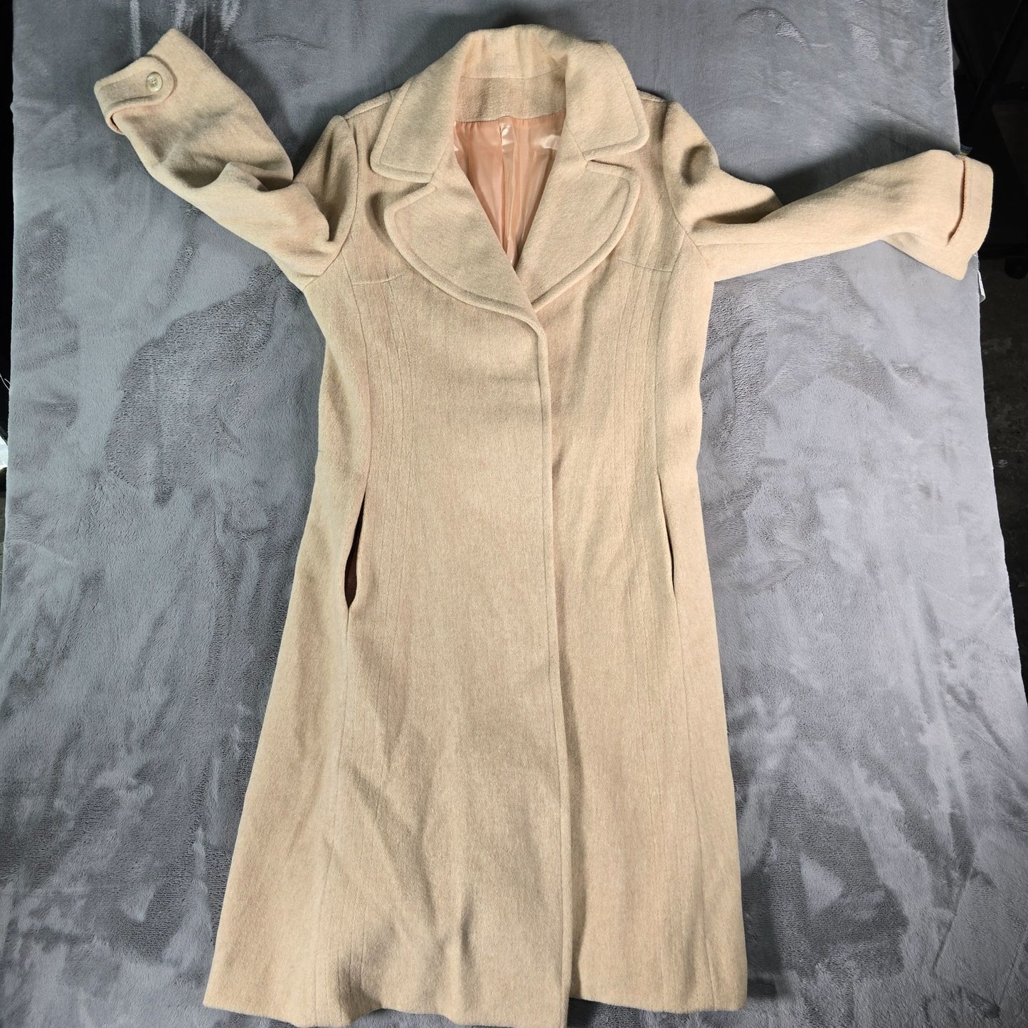 Vintage 1970s Briarlee New York Union Made Camel-Tone Belted Wrap Coat (Large)