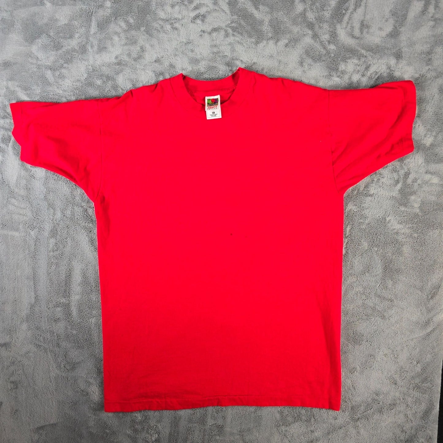 Vintage 1990s Fruit of the Loom Heavy Cotton Heavyweight Blank Red T-Shirt -L/XL