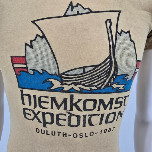 RARE Vintage 1982 Hjemkomst Expedition Duluth to Oslo Viking Ship T-Shirt (XS)