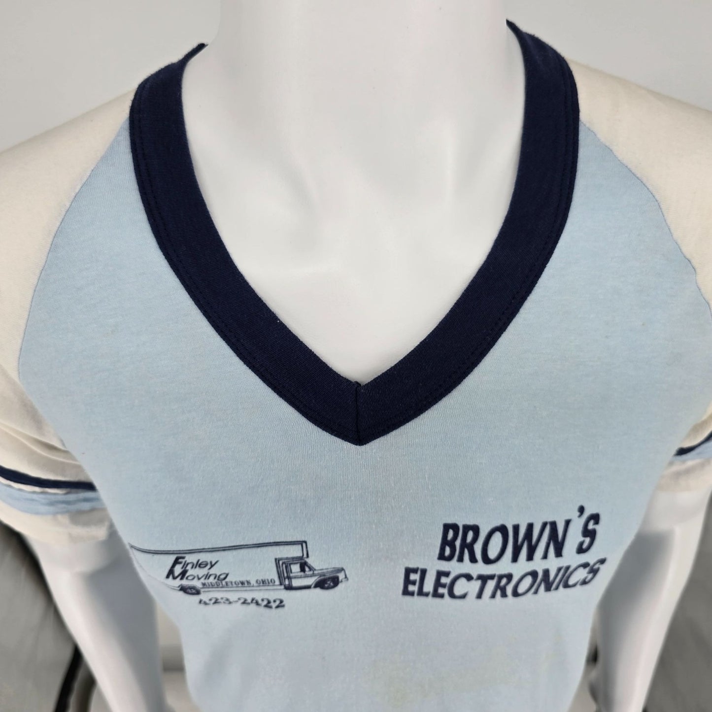 Vintage 1980s Browns Electronics/ Finley Moving Middleton, OH Jersey T-Shirt (M)