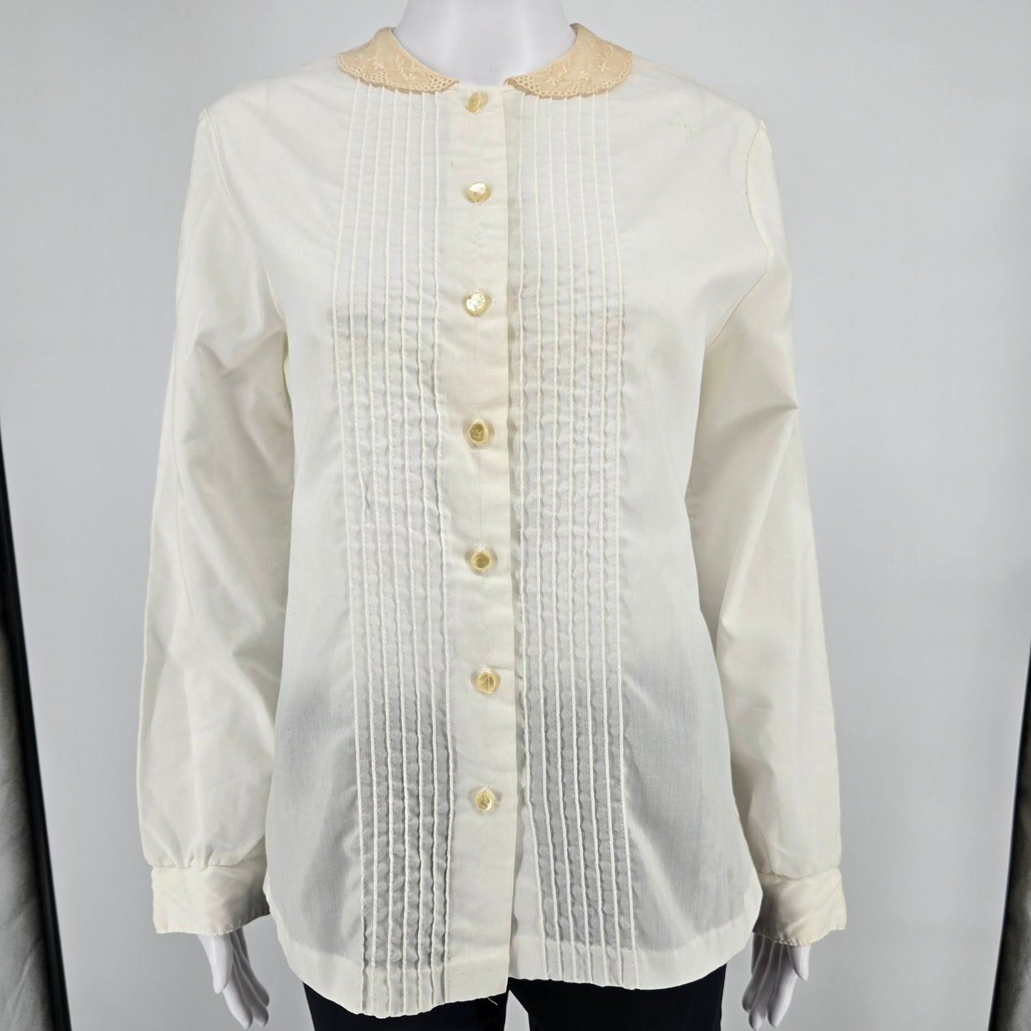 Vintage 1970s Donnkenny Peter Pan Lace Collar Pintuck Long Sleeve Blouse (L)