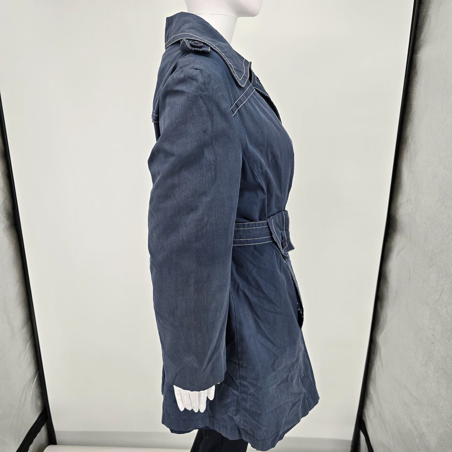 Vintage 1970s Misty Valley Women's Blue Contrast Stitch Belted Car Coat (M/L)