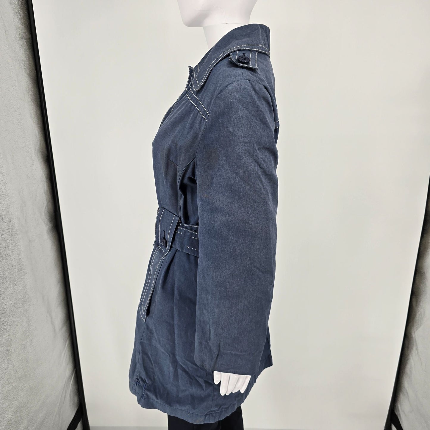 Vintage 1970s Misty Valley Women's Blue Contrast Stitch Belted Car Coat (M/L)