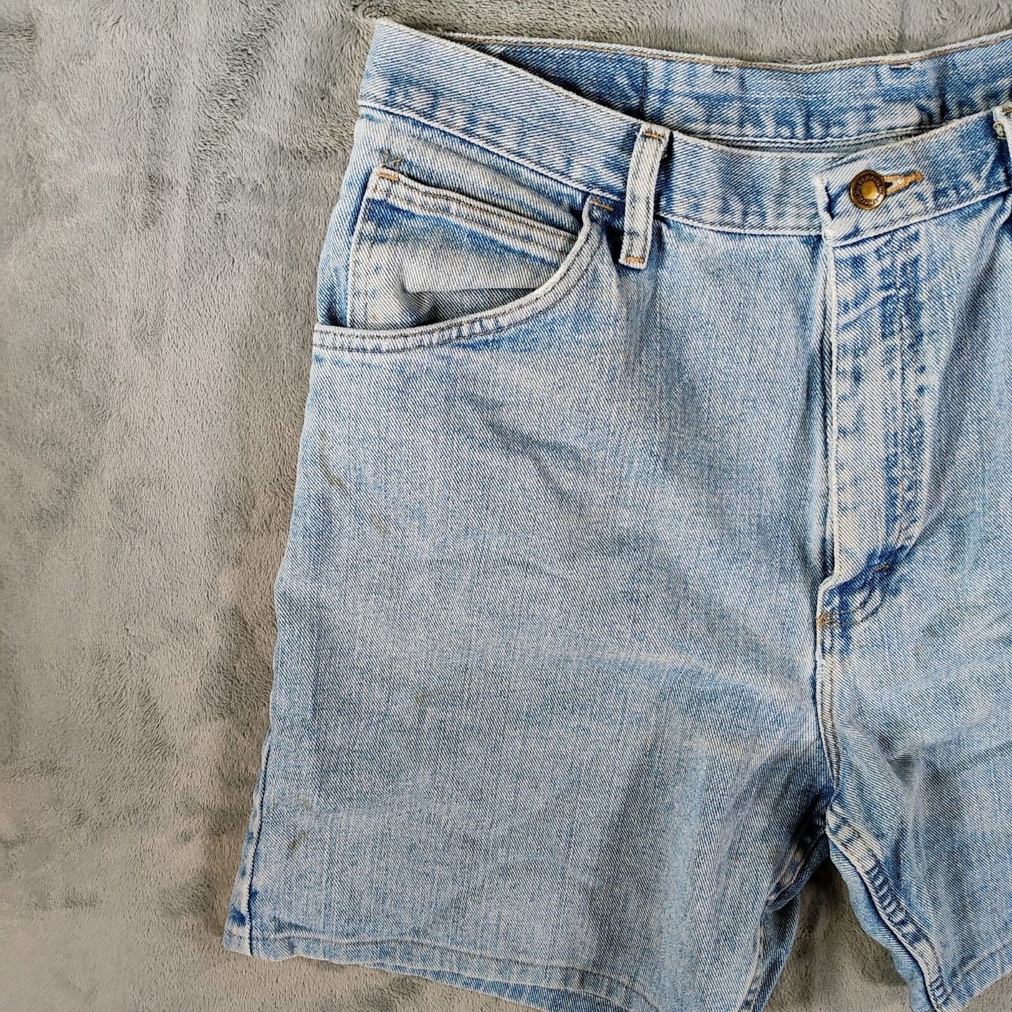 Wrangler Y2K Men's Five Star Premium 5-pocket Relaxed Denim Shorts (Size 36)
