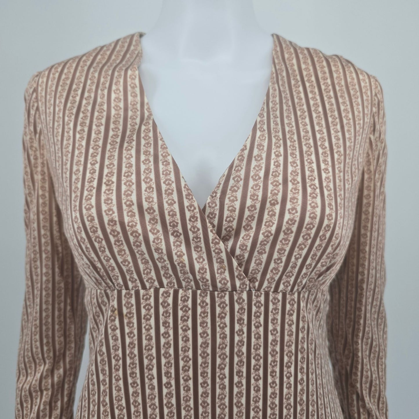 Vintage 1960s Mauve Floral Ribbon Stripe Long Sleeve Empire Mini Dress (M)