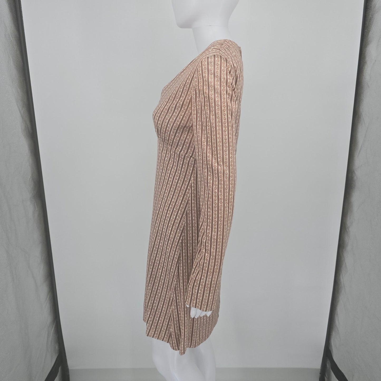 Vintage 1960s Mauve Floral Ribbon Stripe Long Sleeve Empire Mini Dress (M)