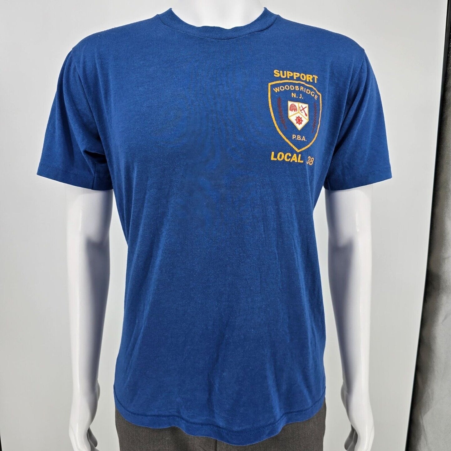 Vintage 1980s Blue Support Woodbridge New Jersey P.B.A. Local 38 T-Shirt (L)