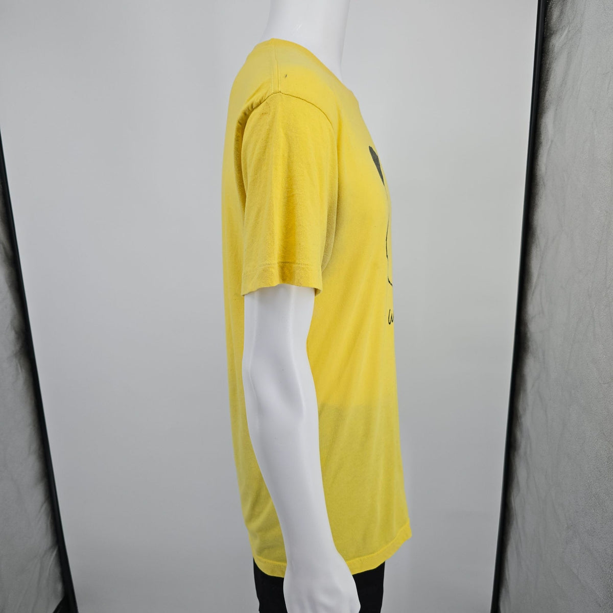 Vintage 1970s Yellow "We are 1976" Panda Bear Face Graphic T-Shirt (L)