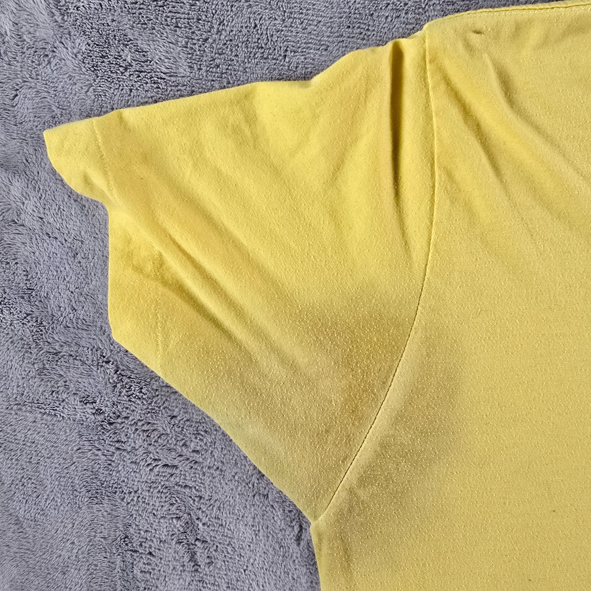 Vintage 1970s Yellow "We are 1976" Panda Bear Face Graphic T-Shirt (L)