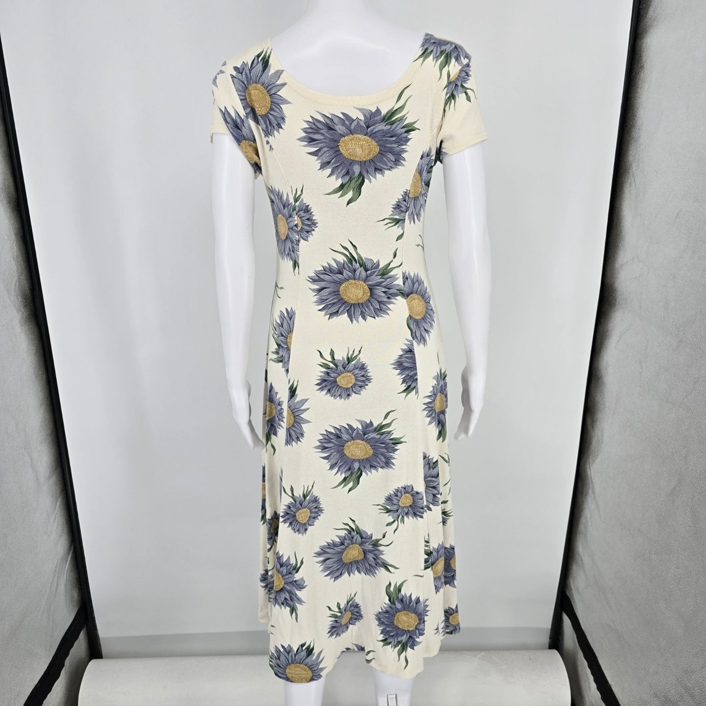 Vintage 1990s Cream/Blue Knit Floral Sunflower Print Button-Front Dress (XS)
