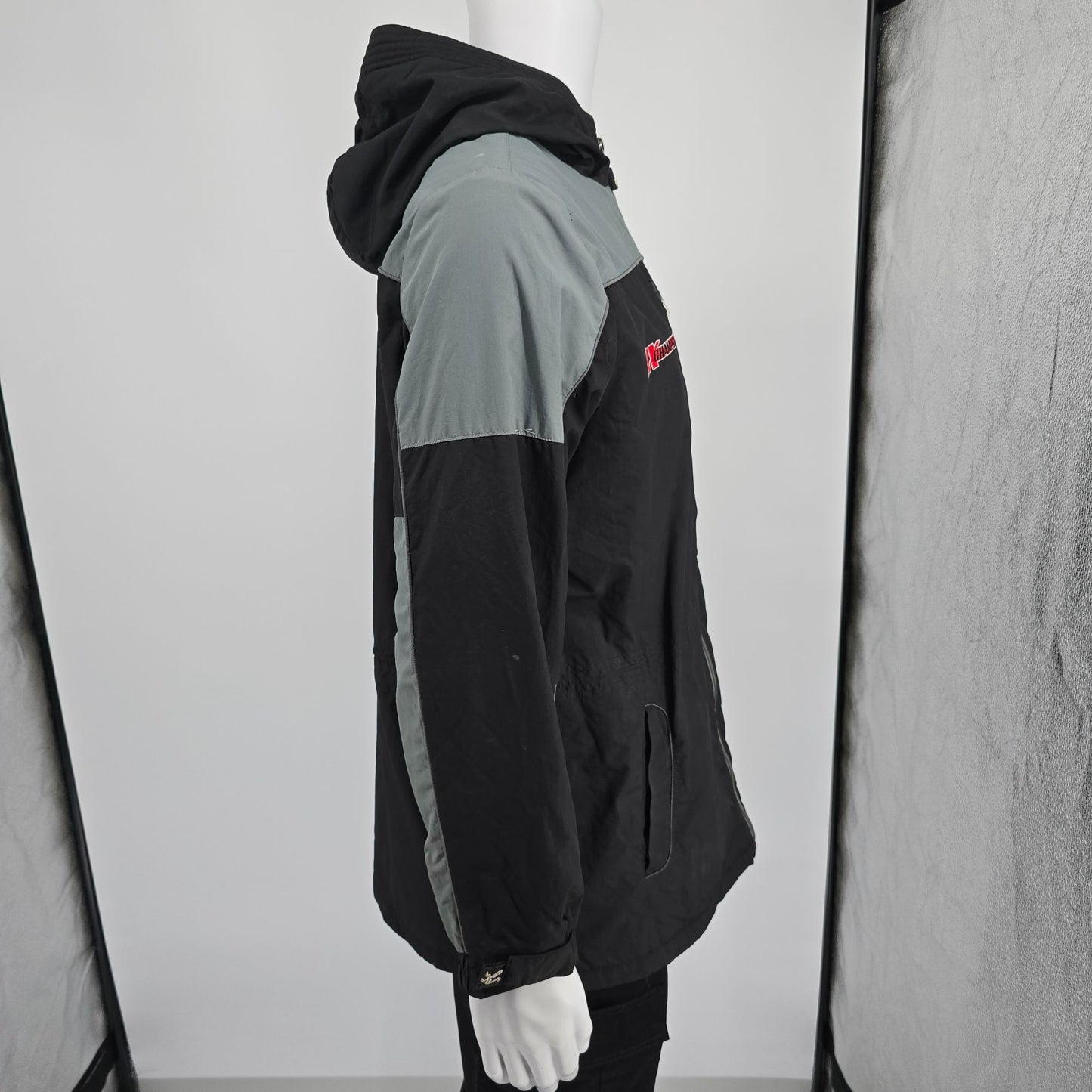 2012 Chase Authentics NASCAR Tony Stewart Hooded Fleece-Lined Nylon Jacket (L)