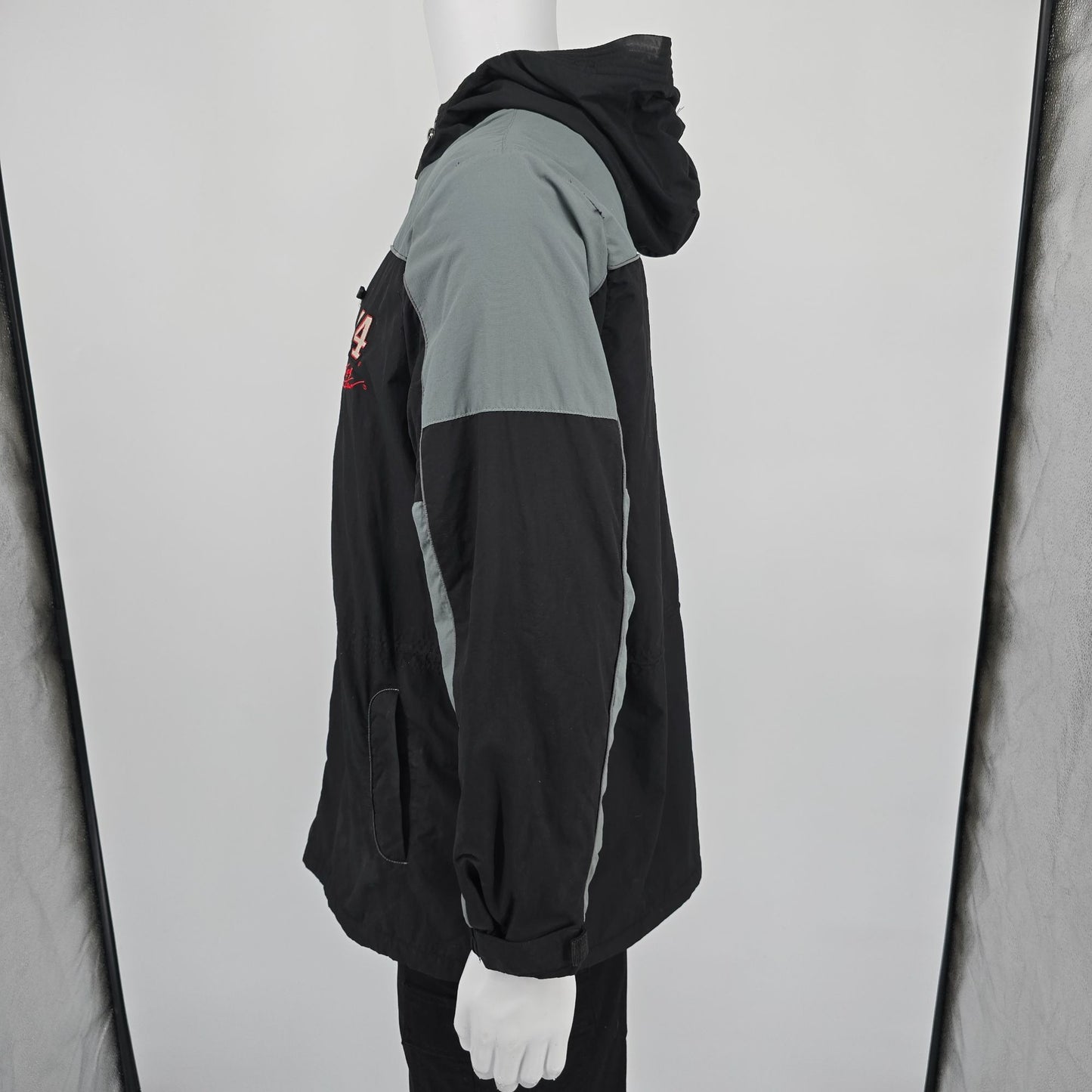 2012 Chase Authentics NASCAR Tony Stewart Hooded Fleece-Lined Nylon Jacket (L)